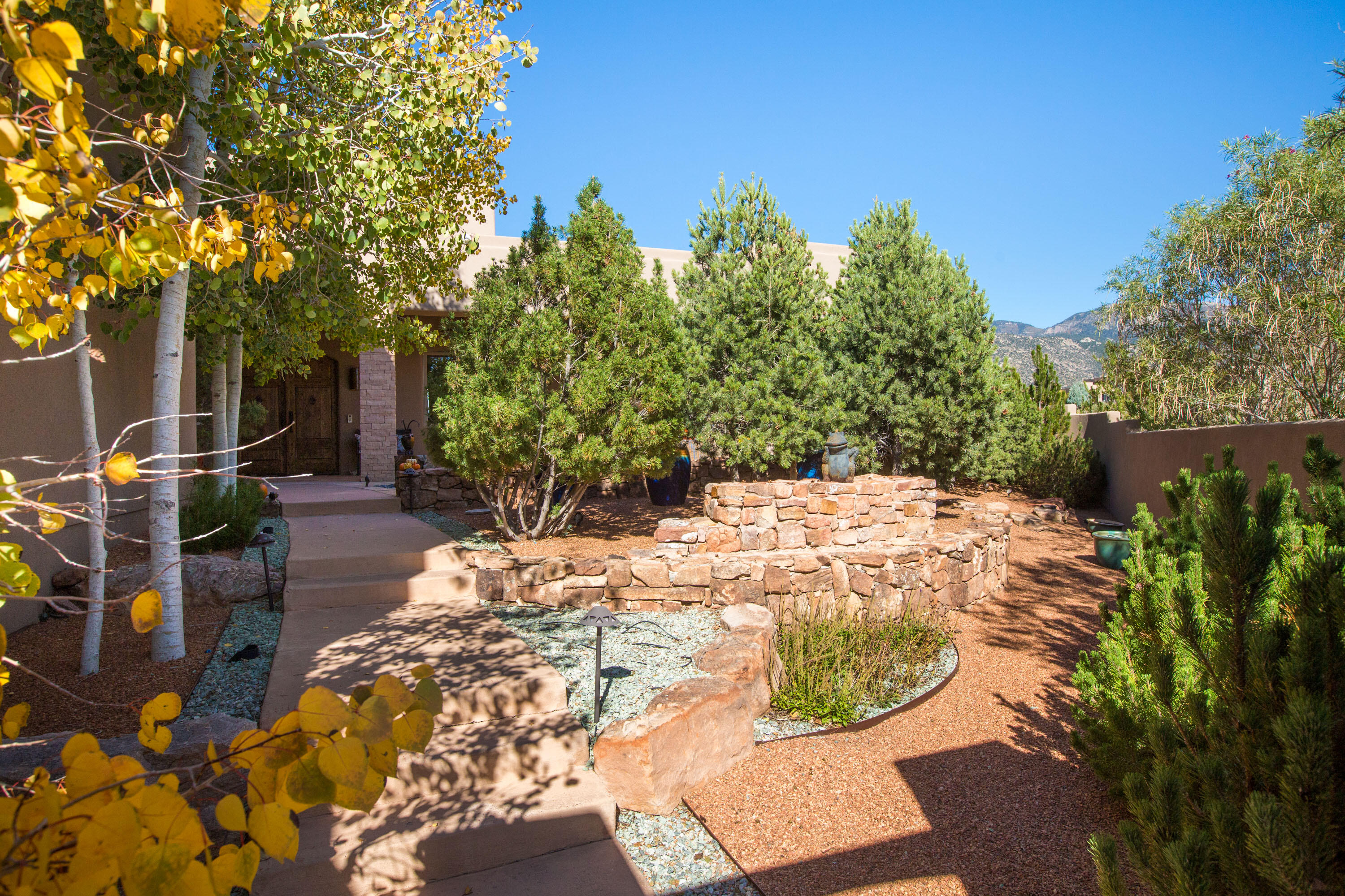 13405 La Arista Place NE swmls Raver and The Raver Team