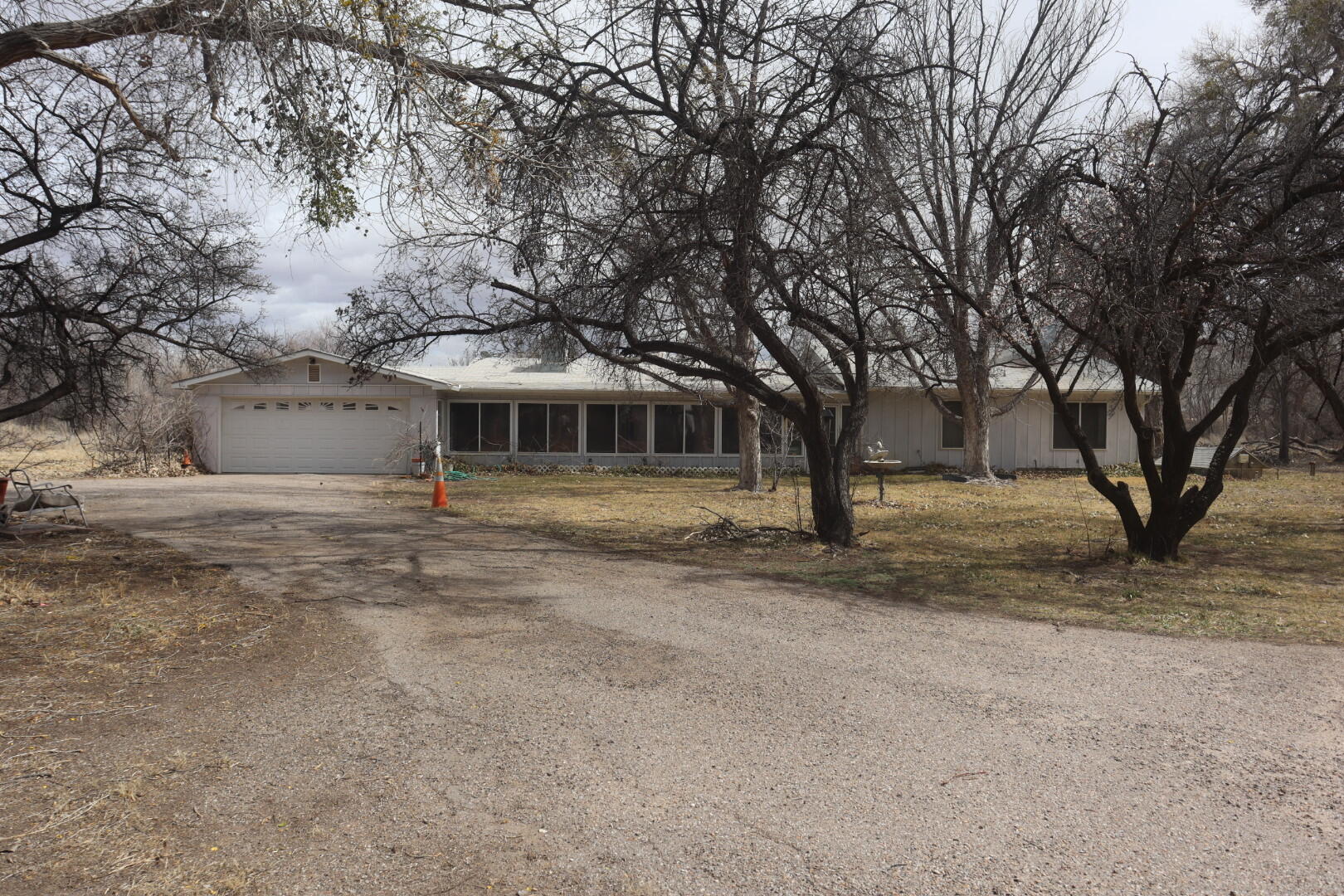 19 Wildwood Lane, Peralta, NM 