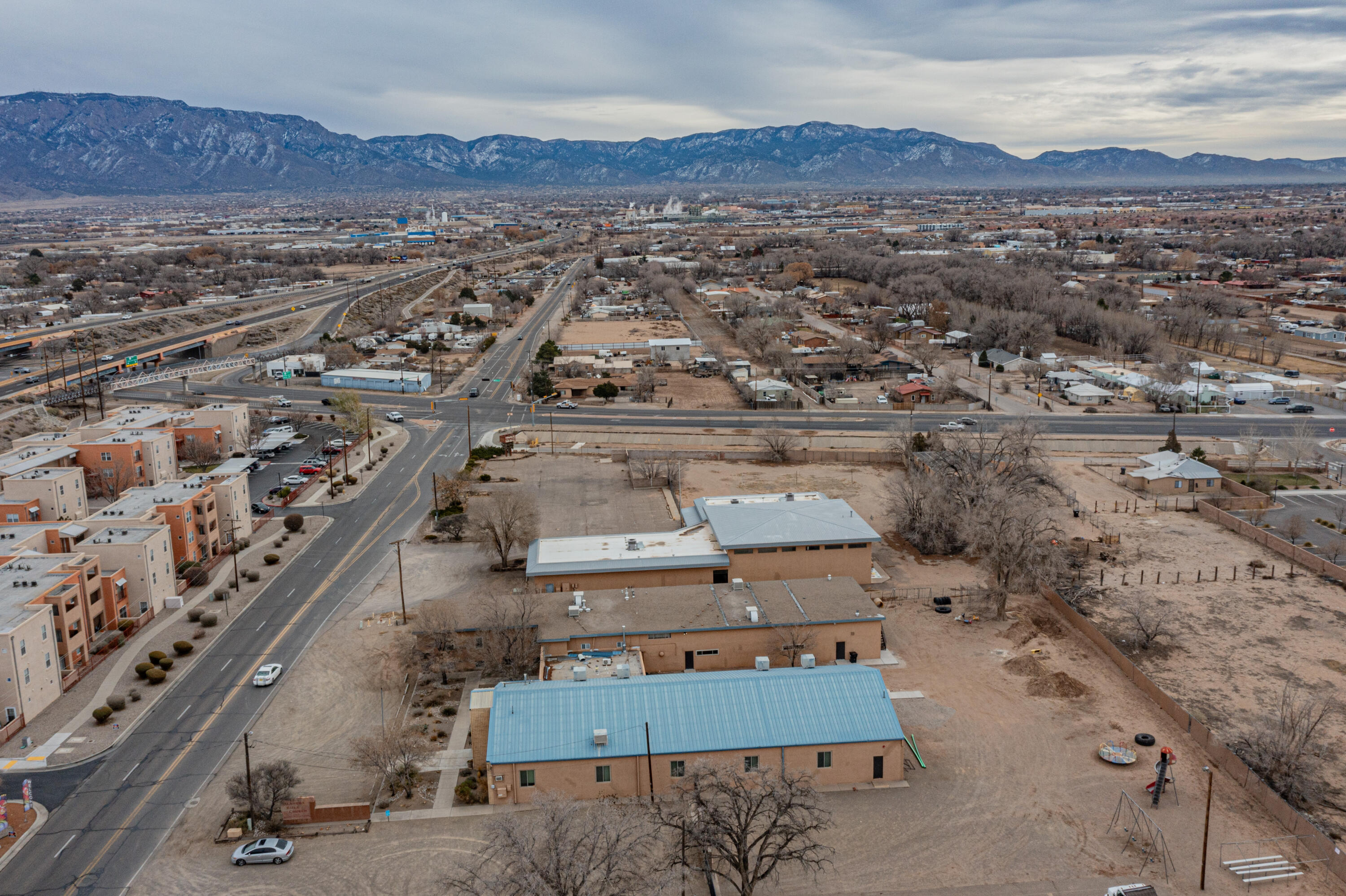 200 El Pueblo Road NW, Los Ranchos, New Mexico 87114, ,Commercial Sale,For Sale,200 El Pueblo Road NW,1055016