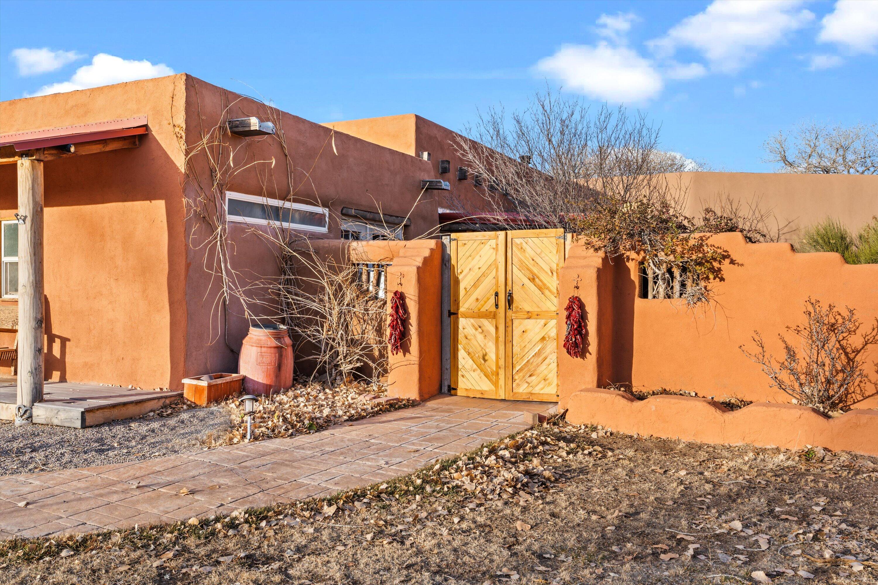 3 Juanita Lane, Algodones, New Mexico 87001, 4 Bedrooms Bedrooms, ,2 BathroomsBathrooms,Residential,For Sale,3 Juanita Lane,1055351