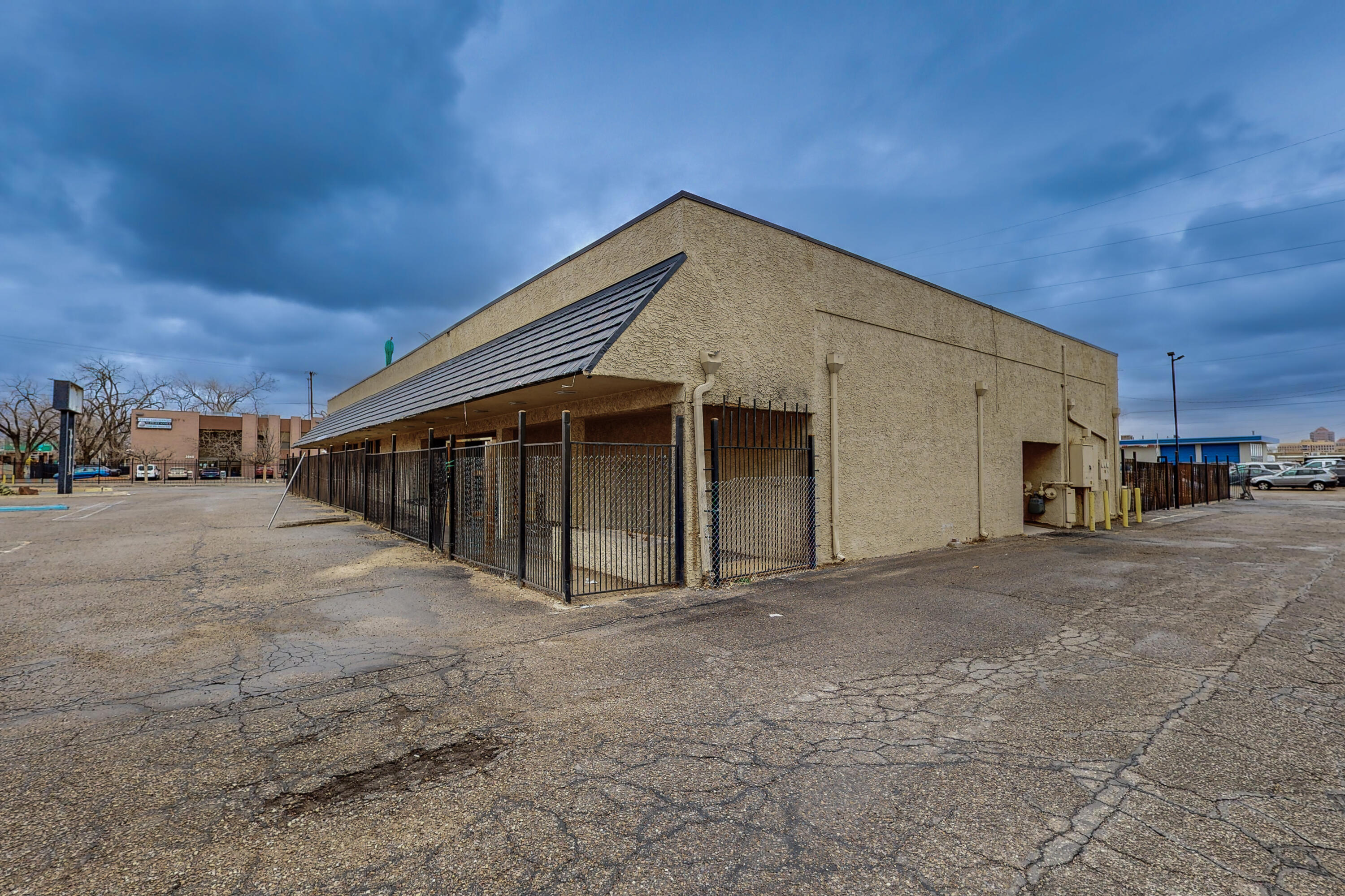 2039 4th Street NW, Albuquerque, New Mexico 87104, ,Commercial Sale,For Sale,2039 4th Street NW,1055370