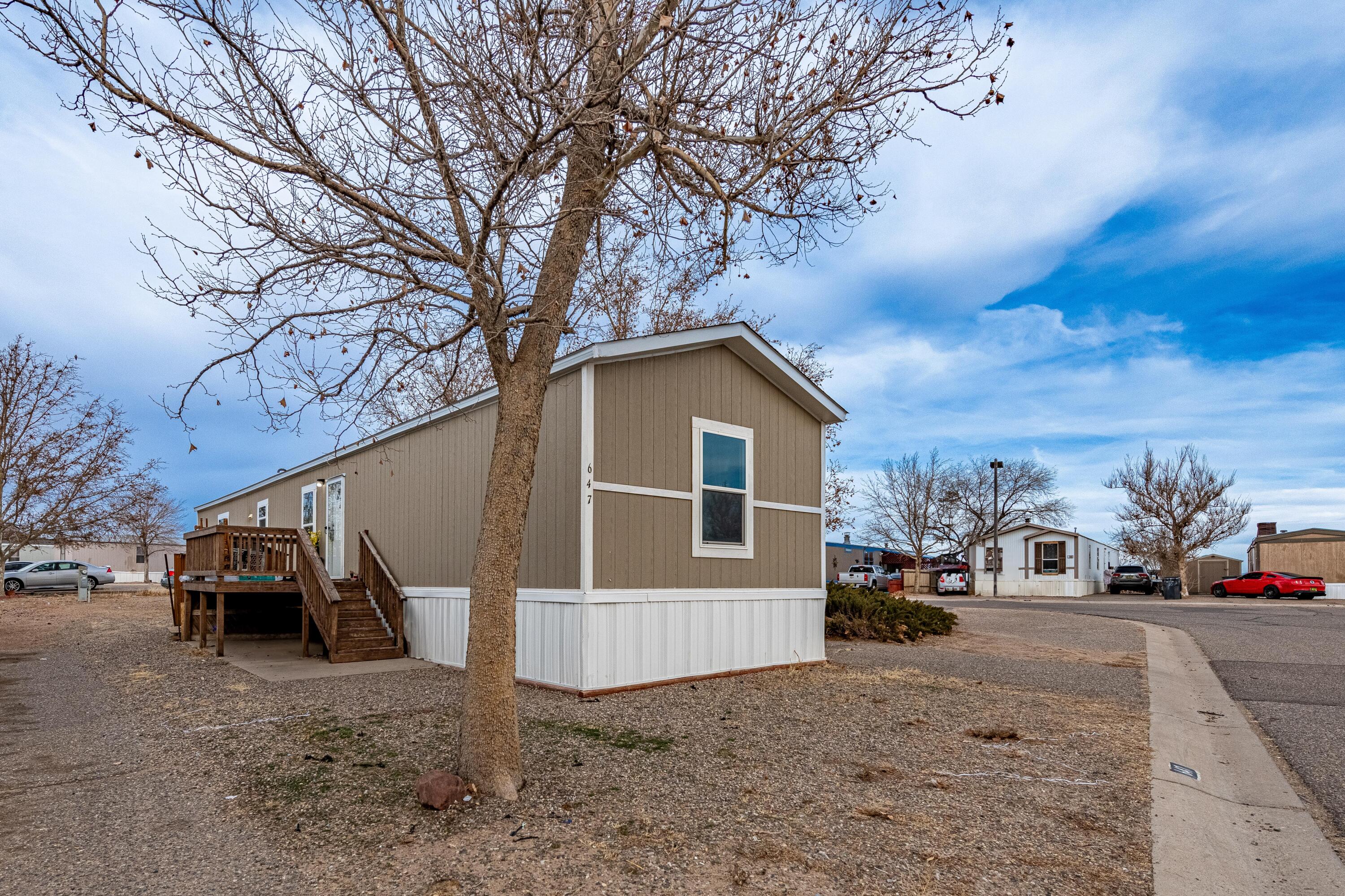 Really cozy starters three bedroom two bath mobile house, schedule your showing today!