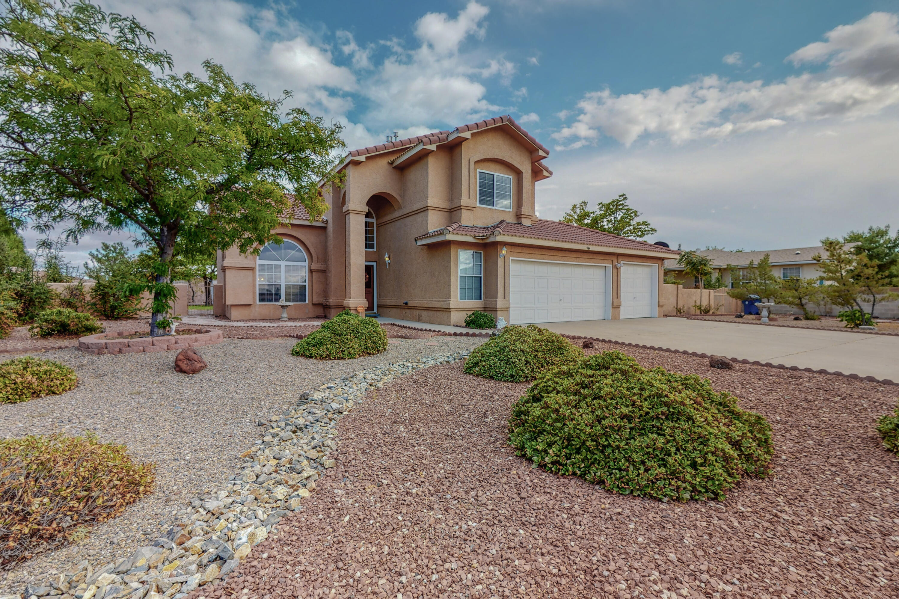 944 Grant Boulevard SW, Los Lunas, NM 87031