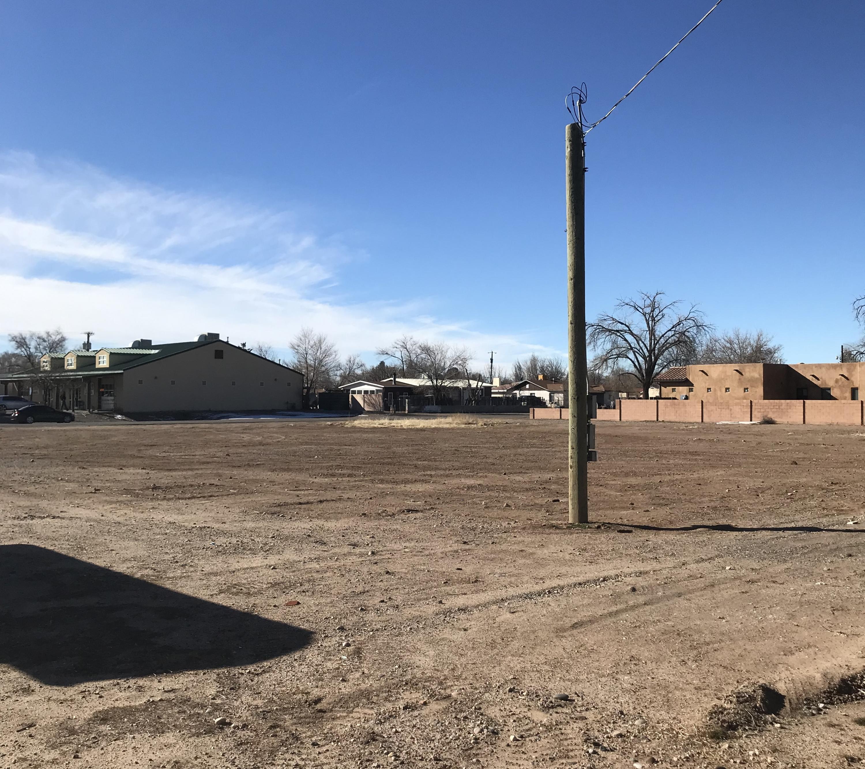 6401 4th Street NW, Los Ranchos, New Mexico 87107, ,Commercial Lease,For Rent,6401 4th Street NW,930469