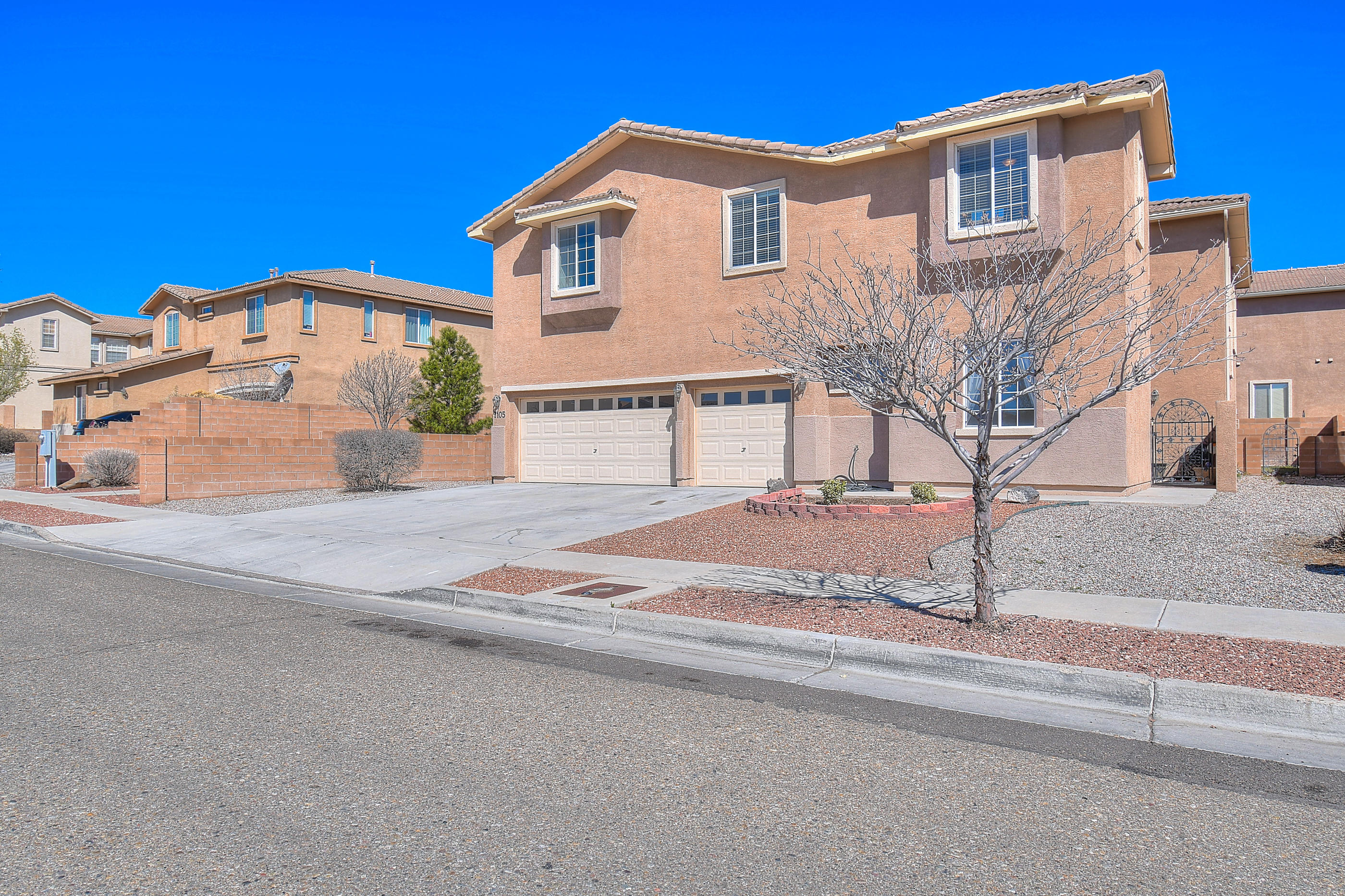 Minimalist Apartments On The Westside Albuquerque 