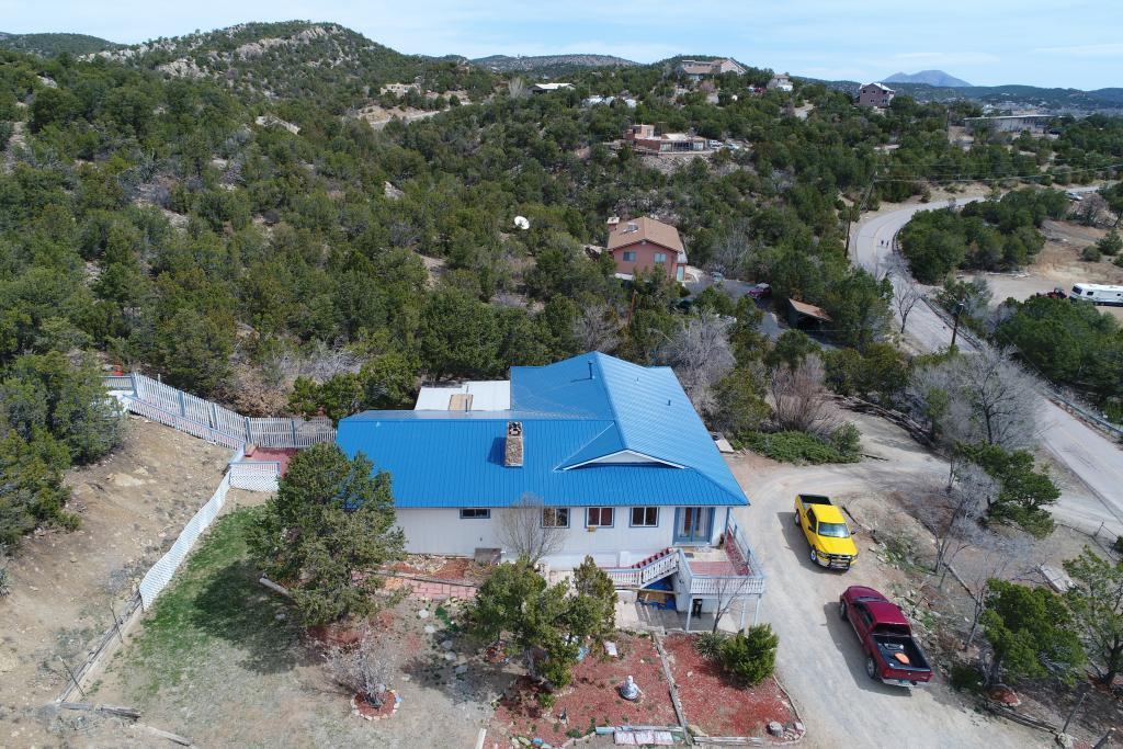 19 Matterhorn Drive, Cedar Crest, NM 87008