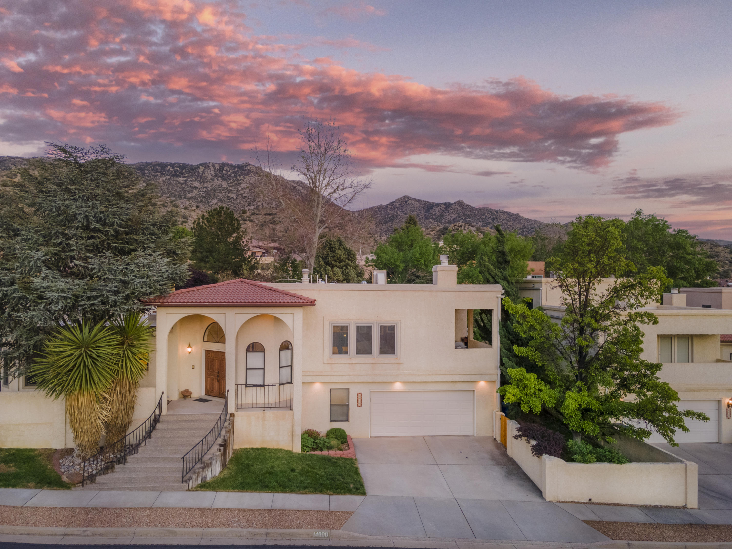 Northeast Heights Albuquerque Homes 400,000 to 500,000