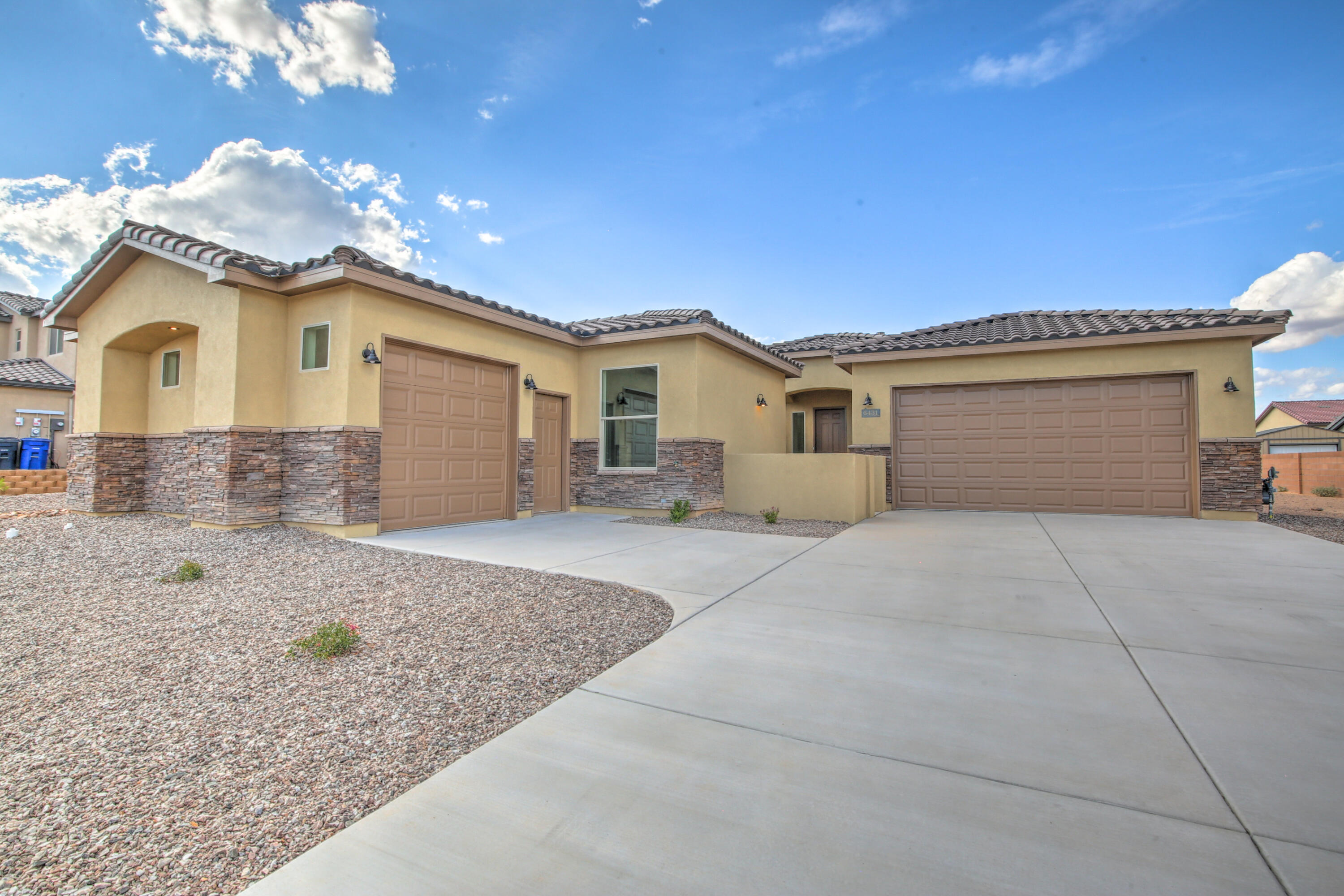 New Homes For Sale by DR Horton and Express Homes