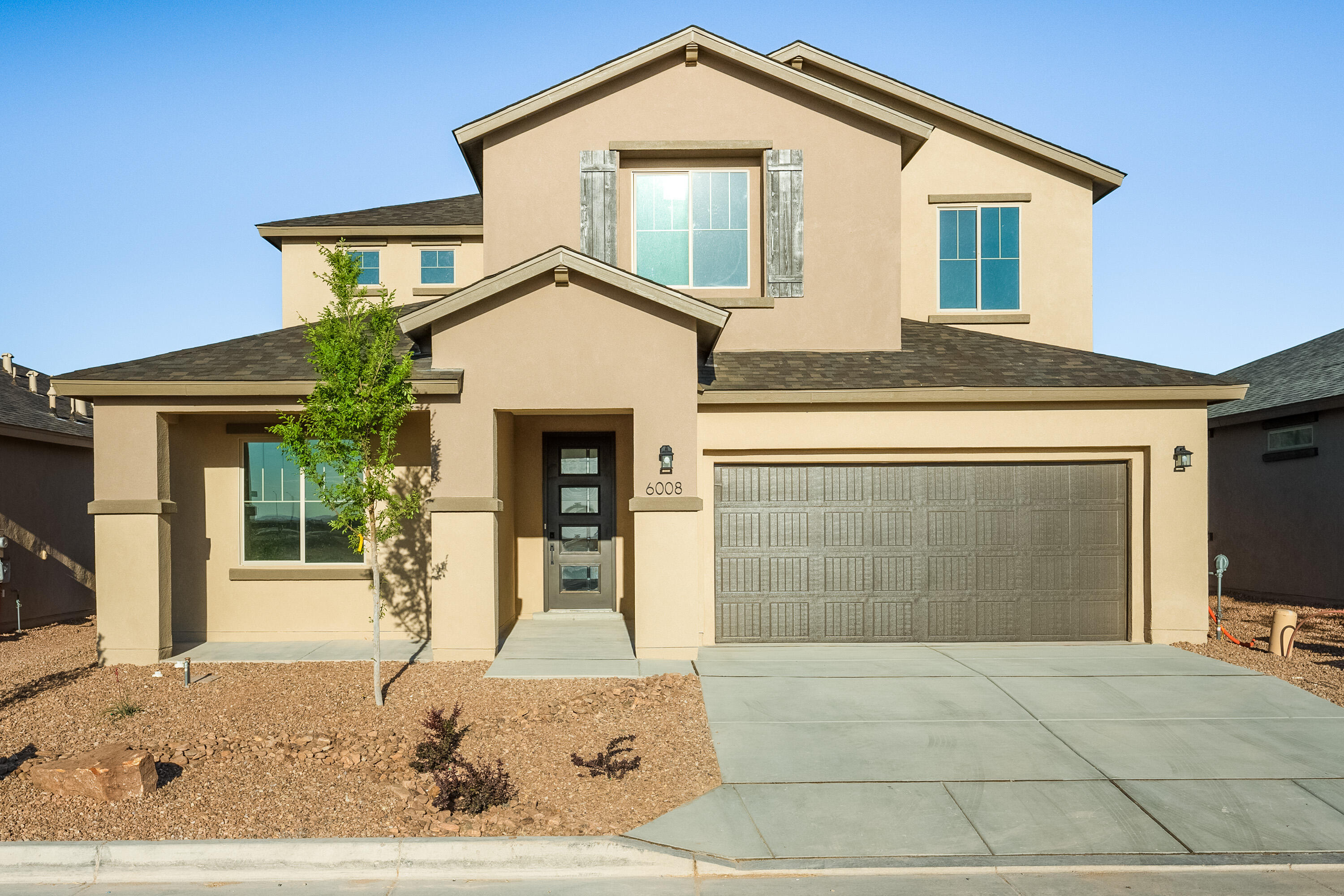6008 Strand Loop SE, Albuquerque, NM 87106