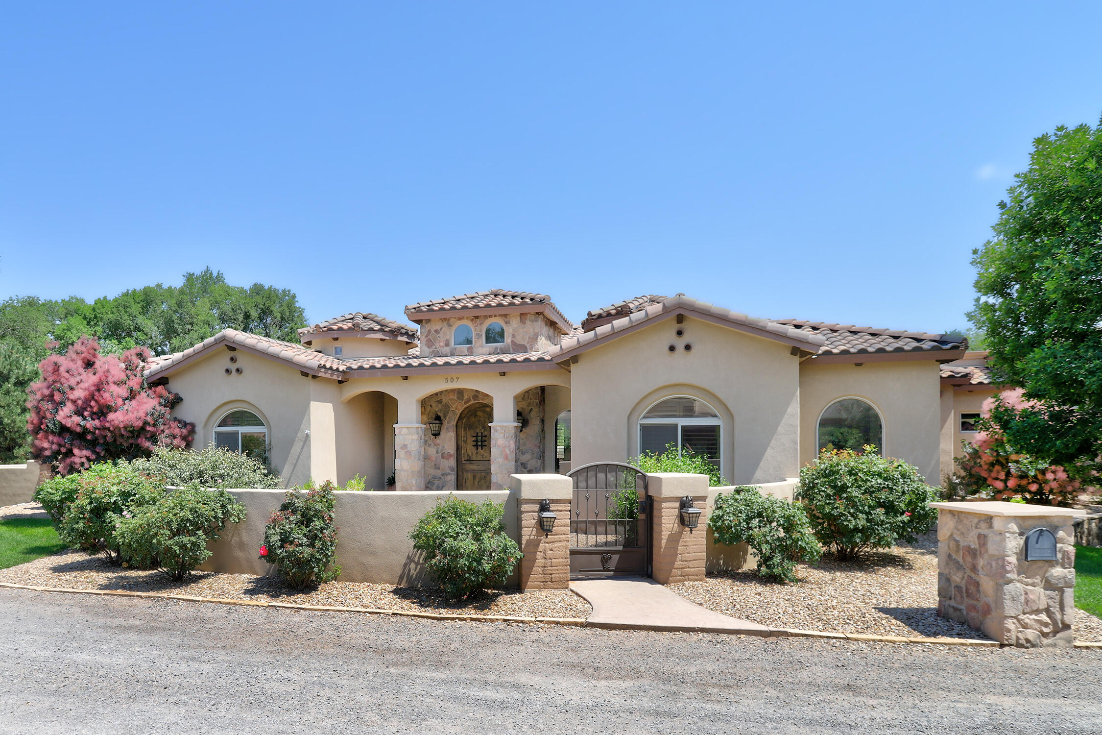 Luxury Albuquerque Homes For Sale