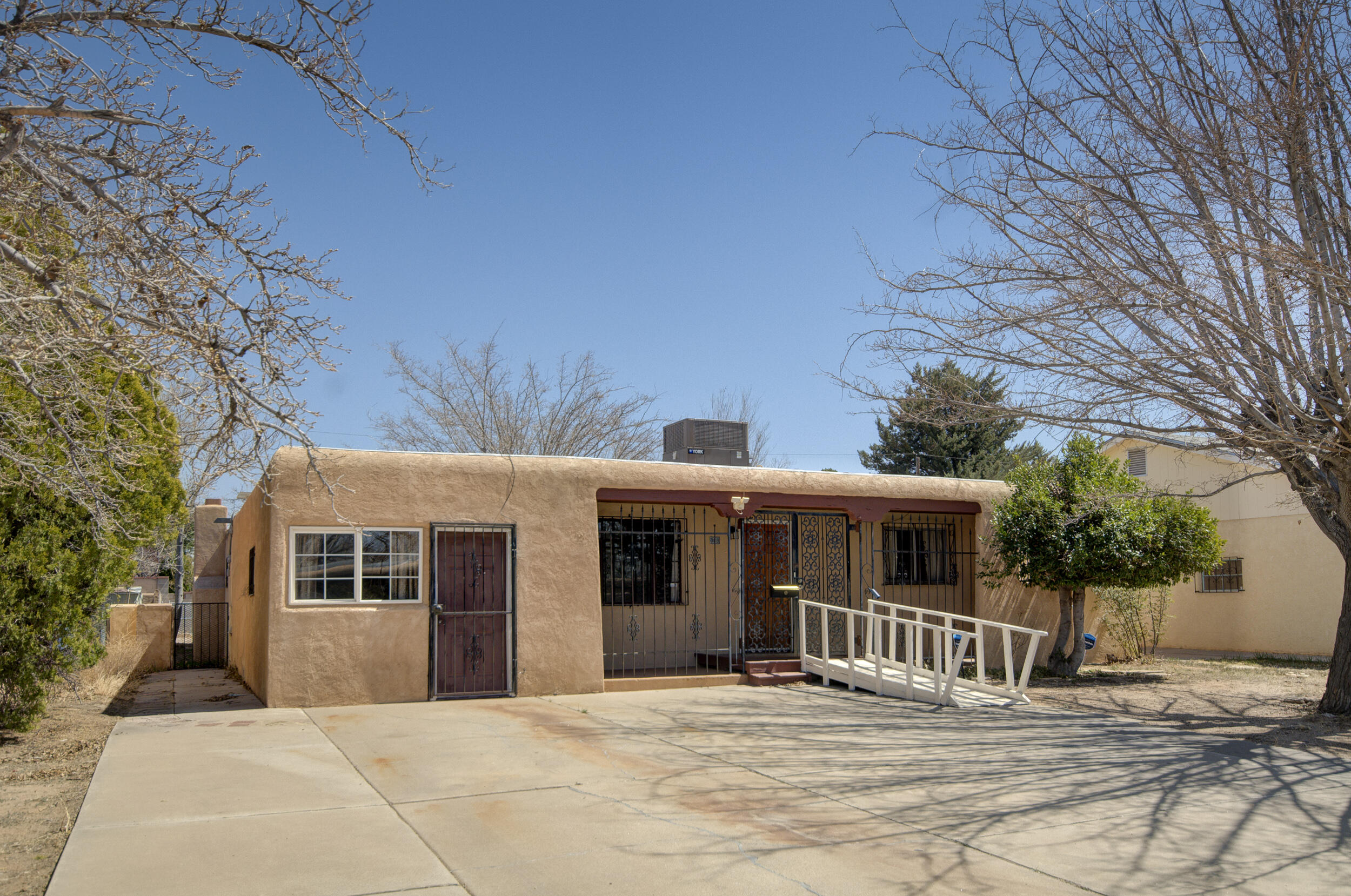 SE Kirtland Air Force Base Area Albuquerque Homes with Disability Access