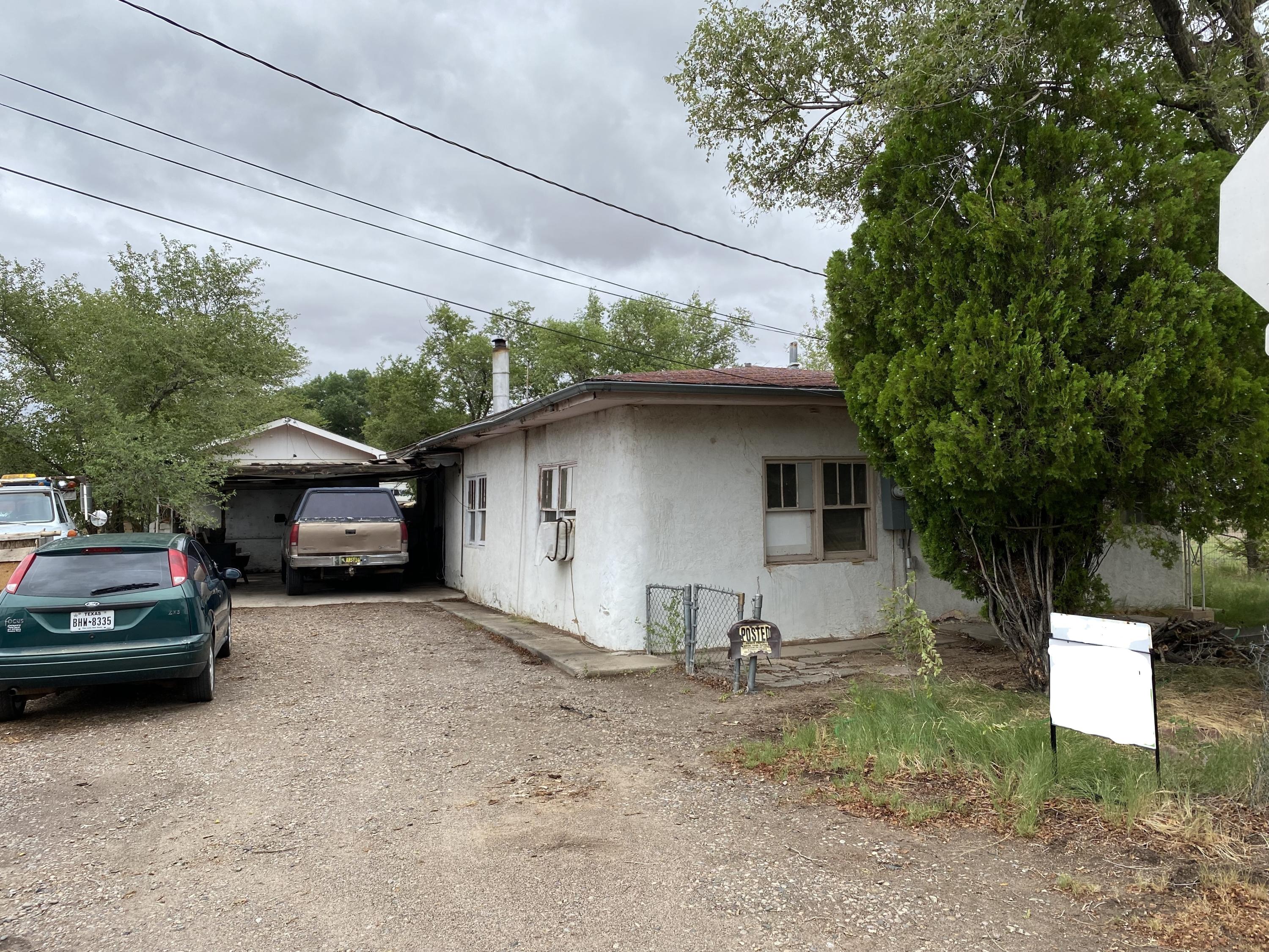 This house requires a lot of work. Great investment opportunity.  SF is approx, buyer to verify square footage.  Gas meter has been removed.  Showings require a 24 hr notice.  No small children allowed inside for showings.  This is a cash only sale.