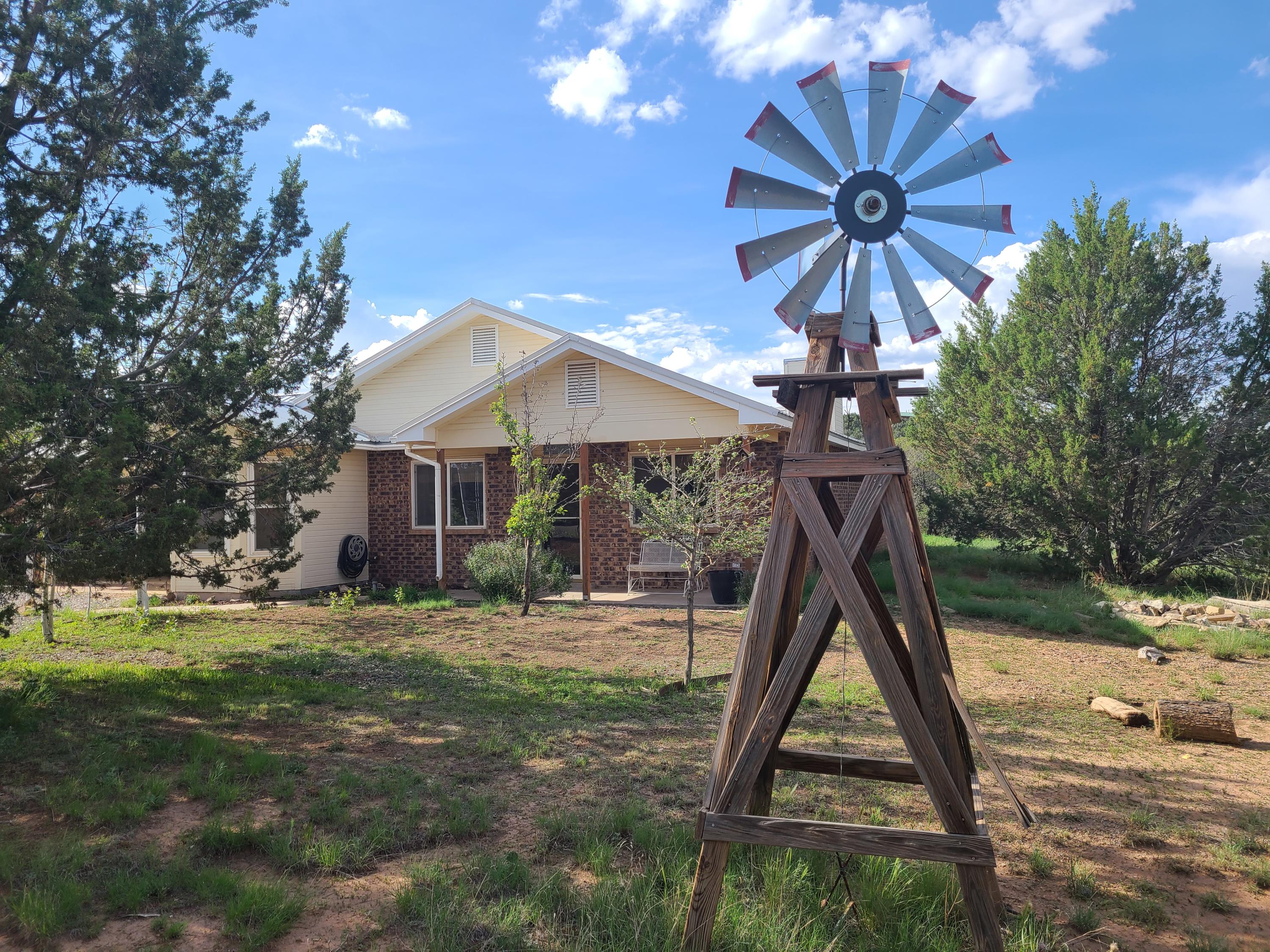 Edgewood NM Homes For Sale