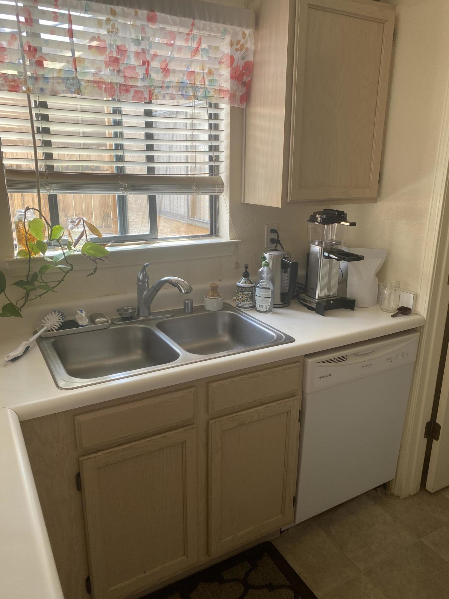 2900 N Vista Del Rey NE 8A
