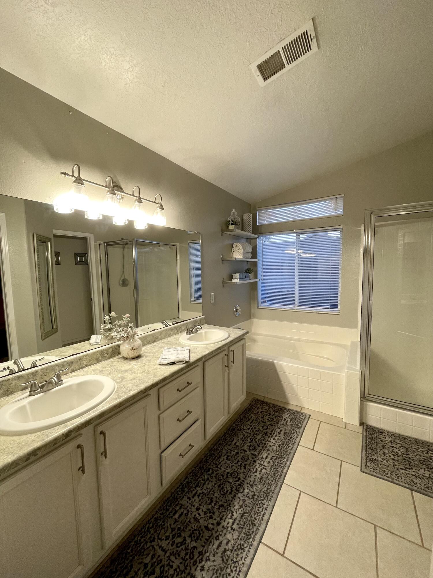 10611 Satellite Street NW