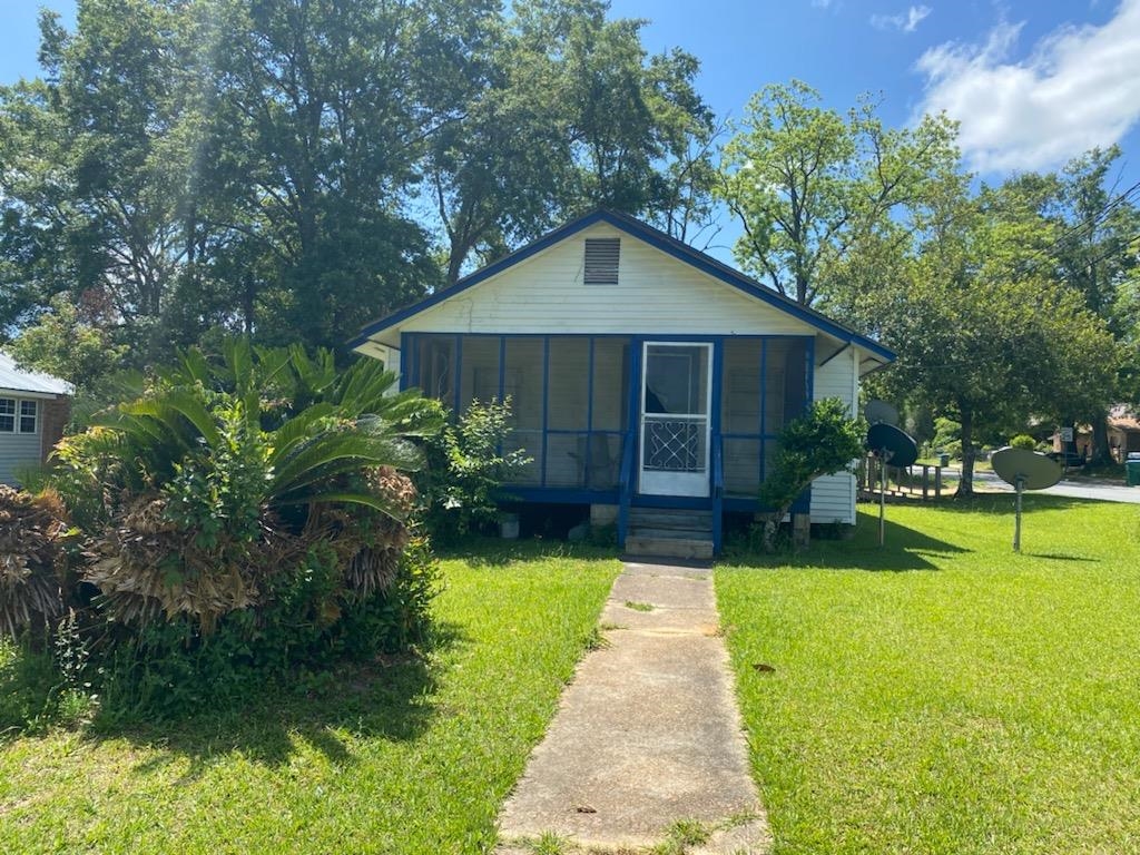 1521 ELM Street, GADSDEN COUNTY, FL 32351
