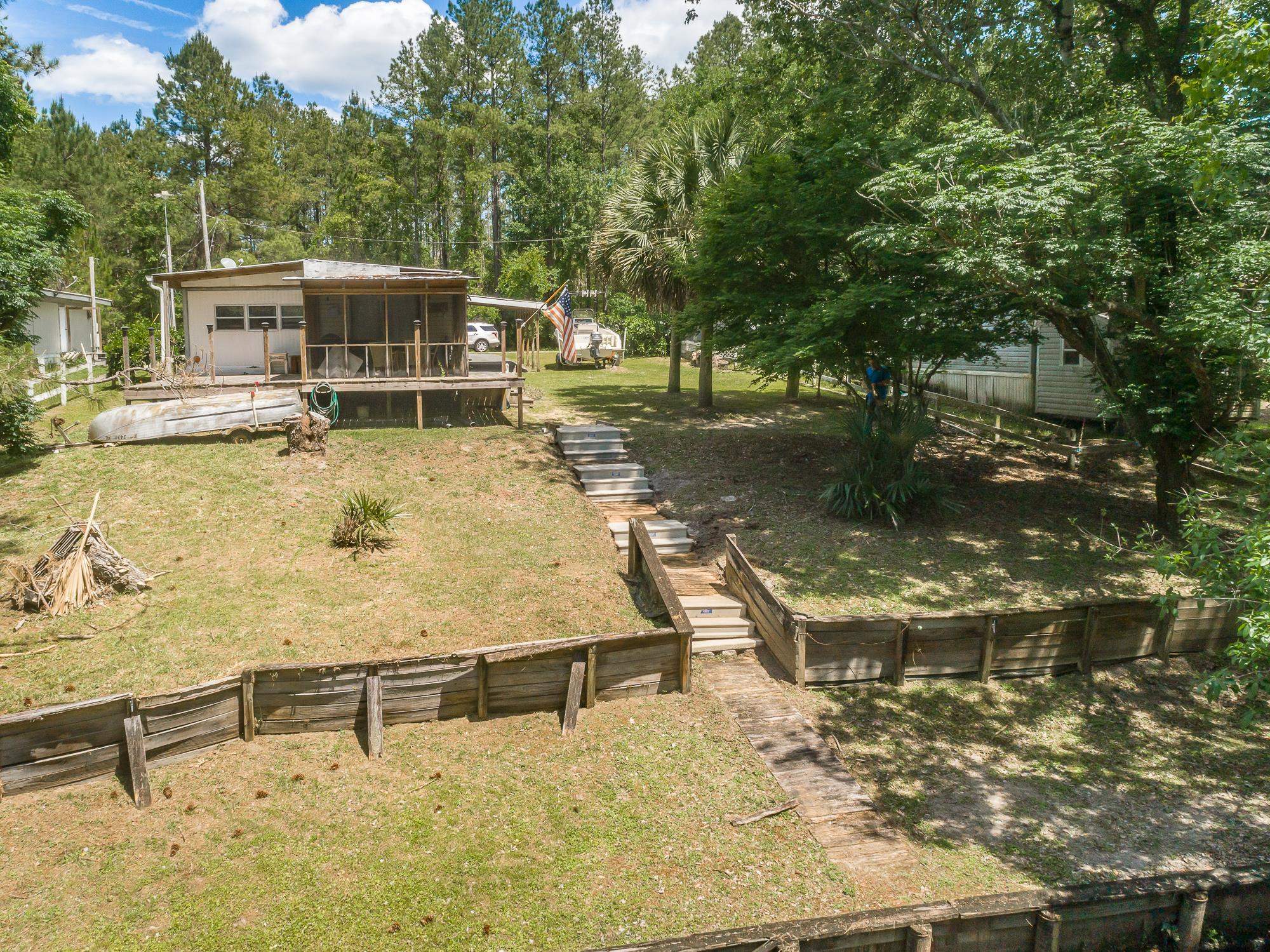 12 Marshall Cook Road, SOPCHOPPY, FL 32358