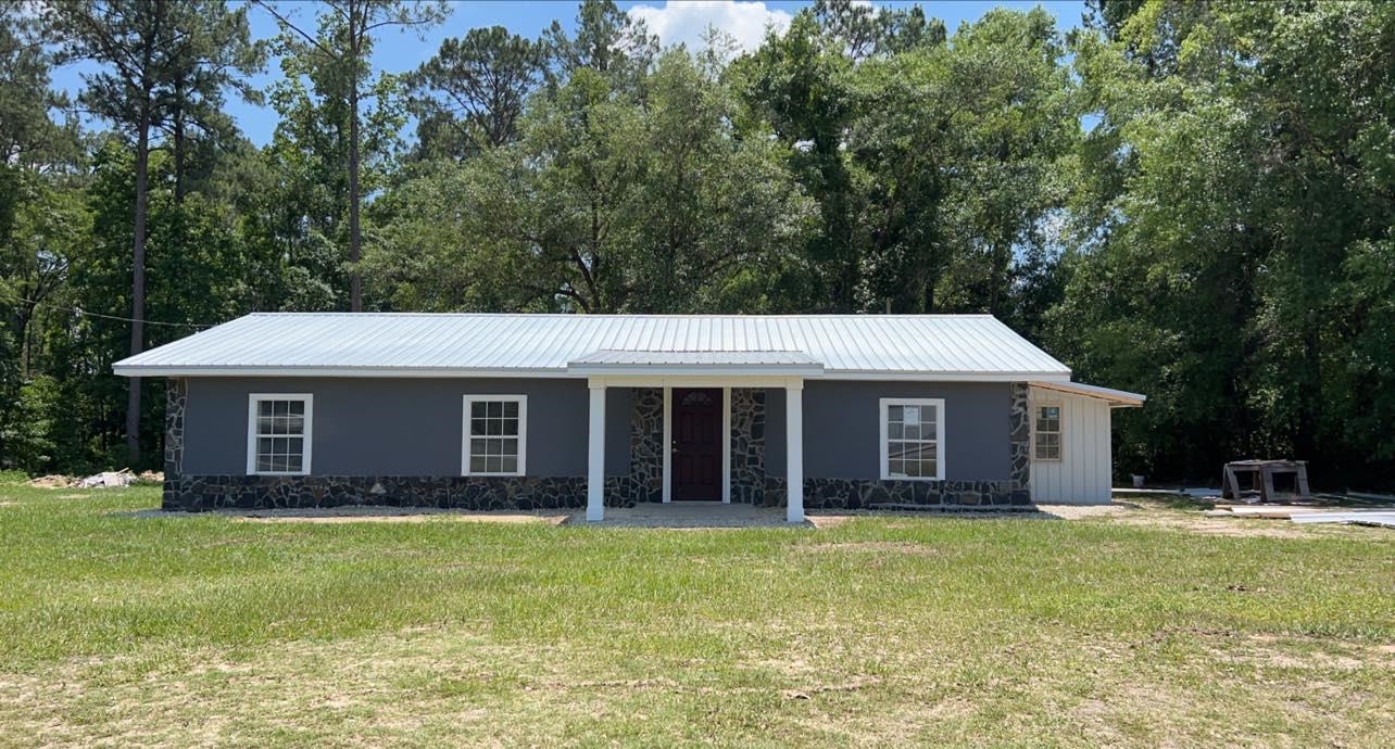 21005 NE Burlington Road, HOSFORD, FL 32321
