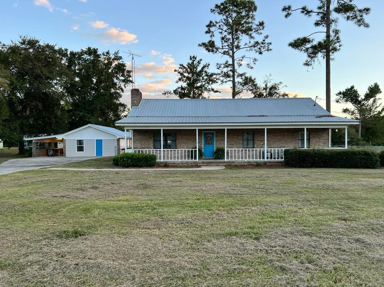 10587 NW Azalea Street, BRISTOL, FL 32321