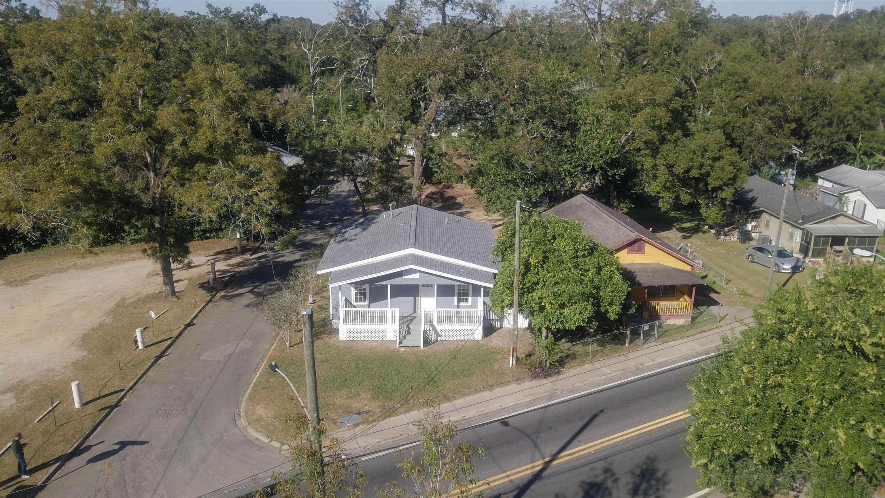 802 Old Bainbridge Road, TALLAHASSEE, FL 32303