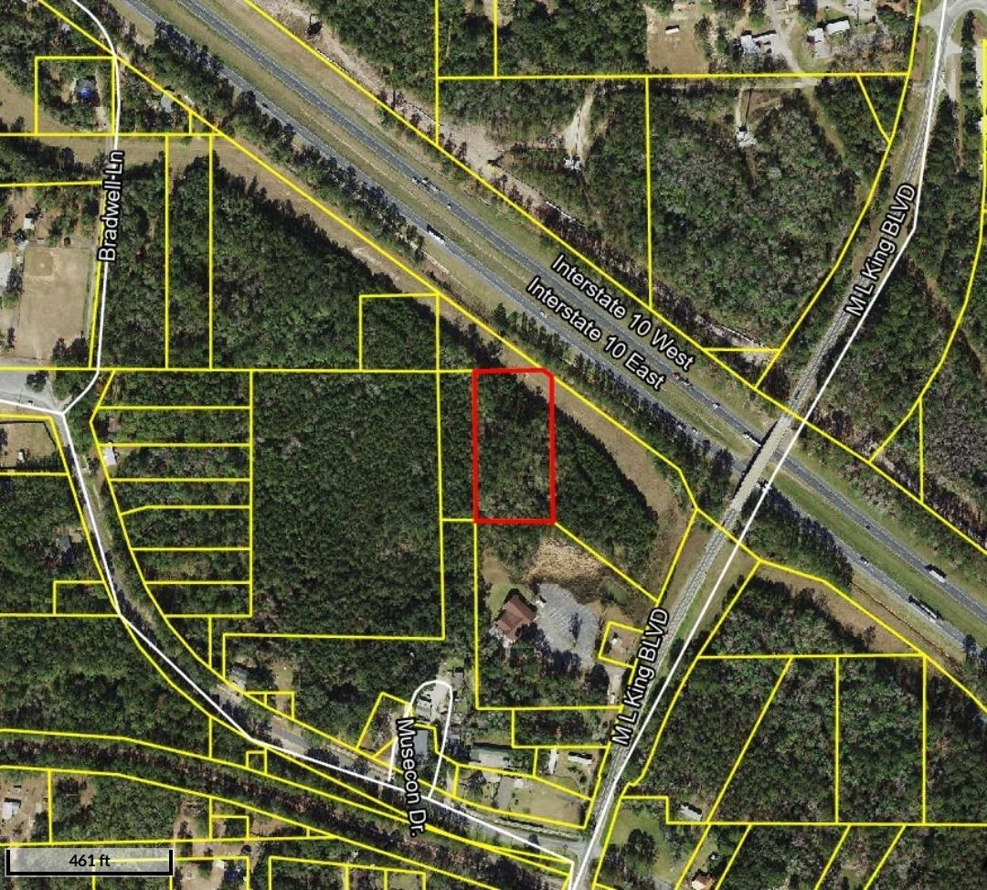 2 acres landlocked with no access at this time. Very convenient to I-10, Quincy and Tallahassee. Pictures are for landmark purposes.
