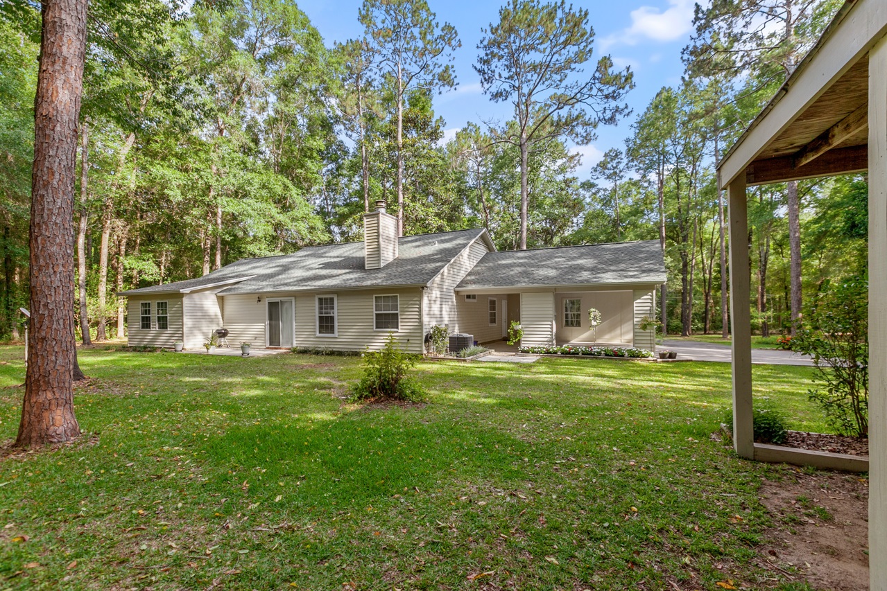 66 HONEYSUCKLE Drive, HAVANA, FL 32333