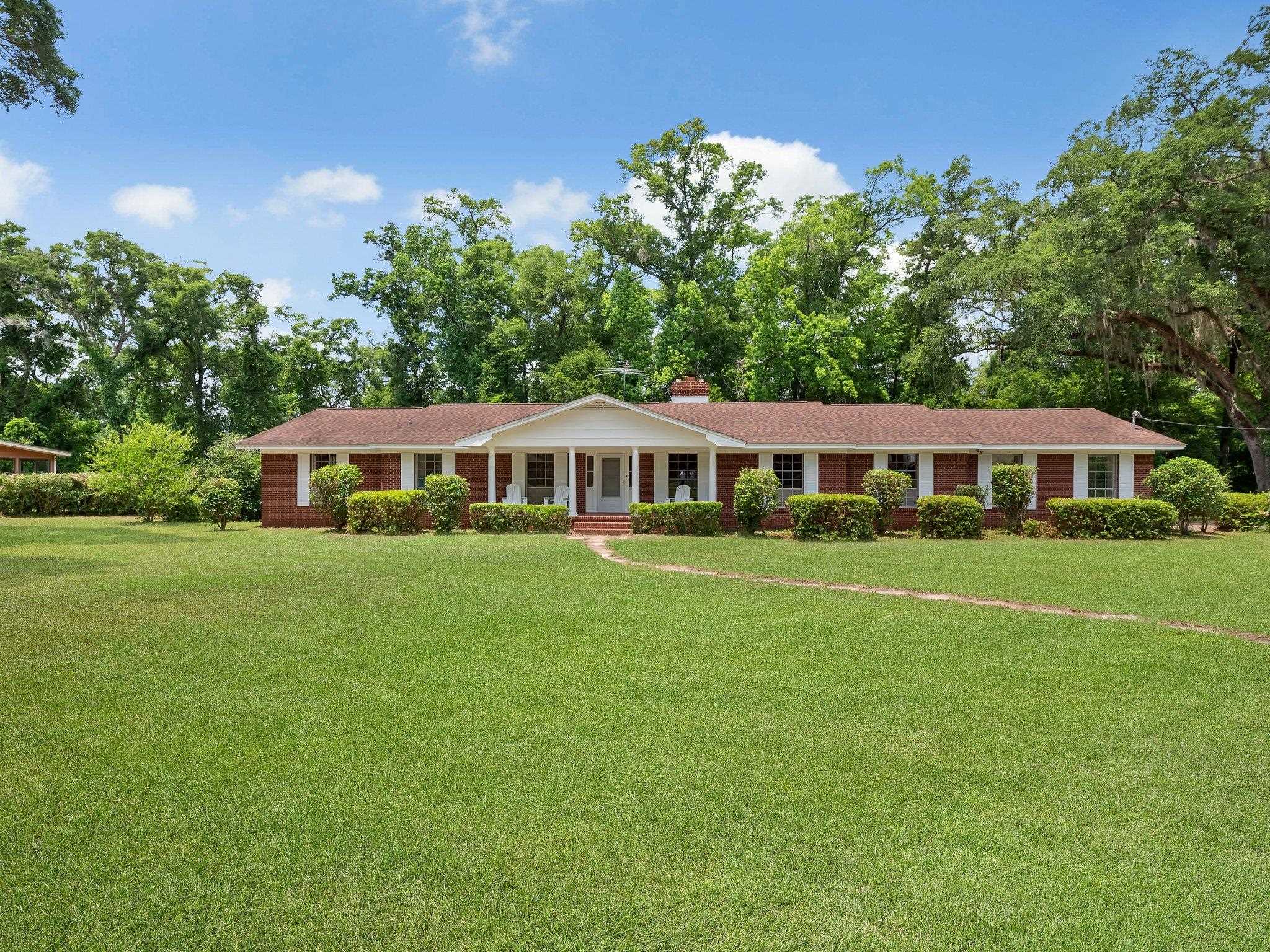 1374 Burgess Drive, TALLAHASSEE, FL 32304
