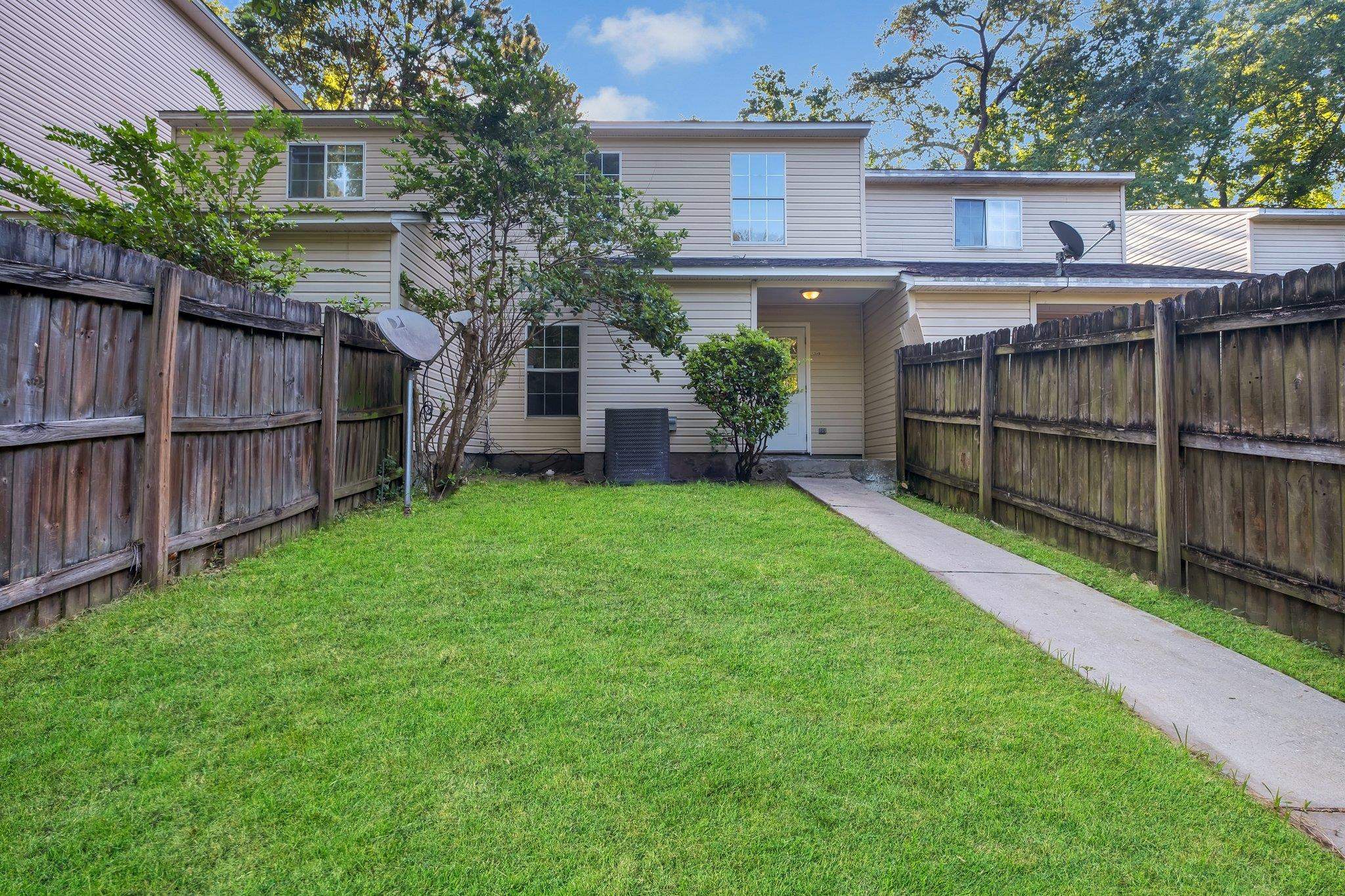 1264 Ocala Road B, TALLAHASSEE, FL 32303