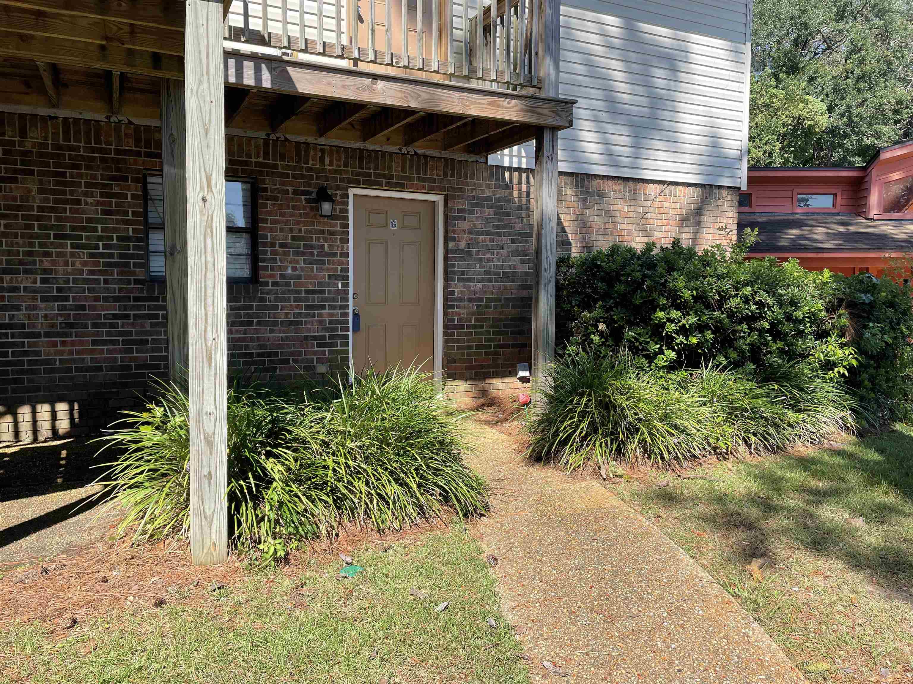 1104 Green Tree Court, TALLAHASSEE, FL 32304