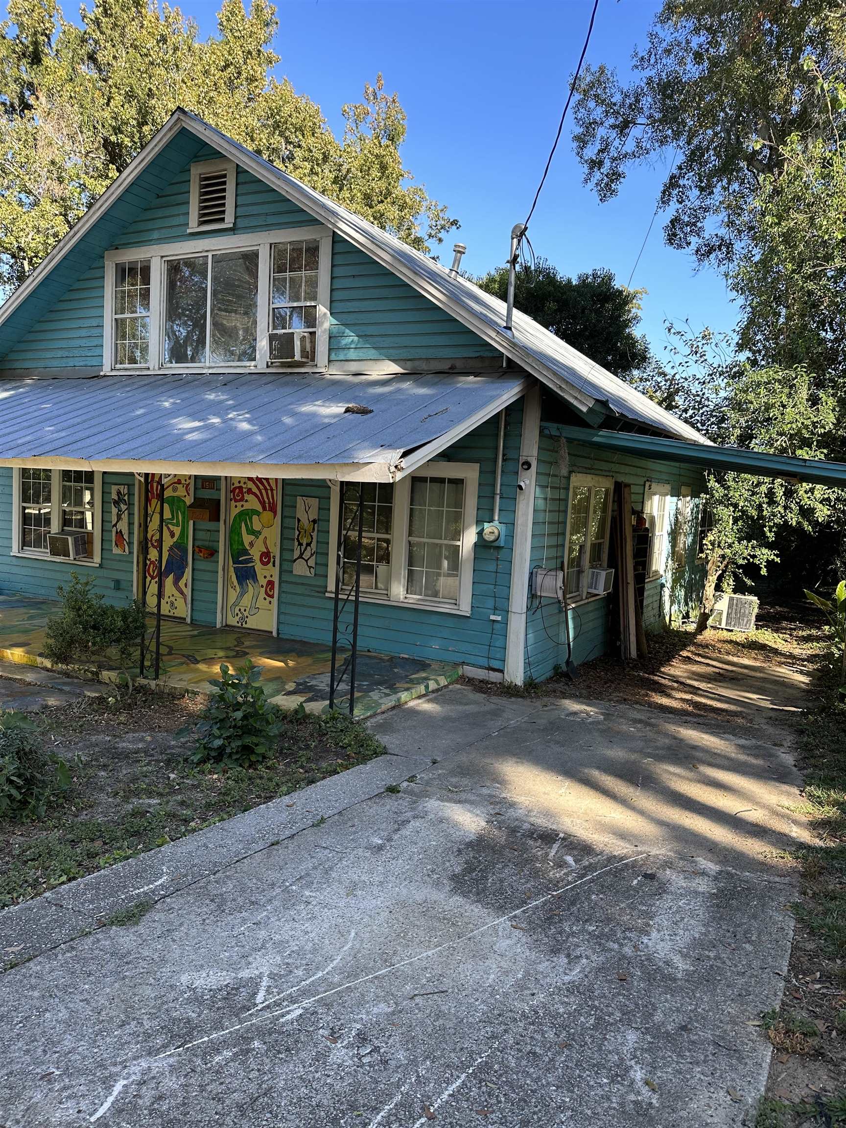 Multiple offers. Highest and best by Sat. 11/18 at 10:00am. Seller will make decision by Sunday at 5 on 11/19.Good location. Close to Universities. 1 block to Famu. House needs repairs and updating. Great for investors. Cash only. Selling “as is” seller will not do repairs. Buyer does own measurements as listed ones not guaranteed. Appointment only. Tenant leaves  end of this November.