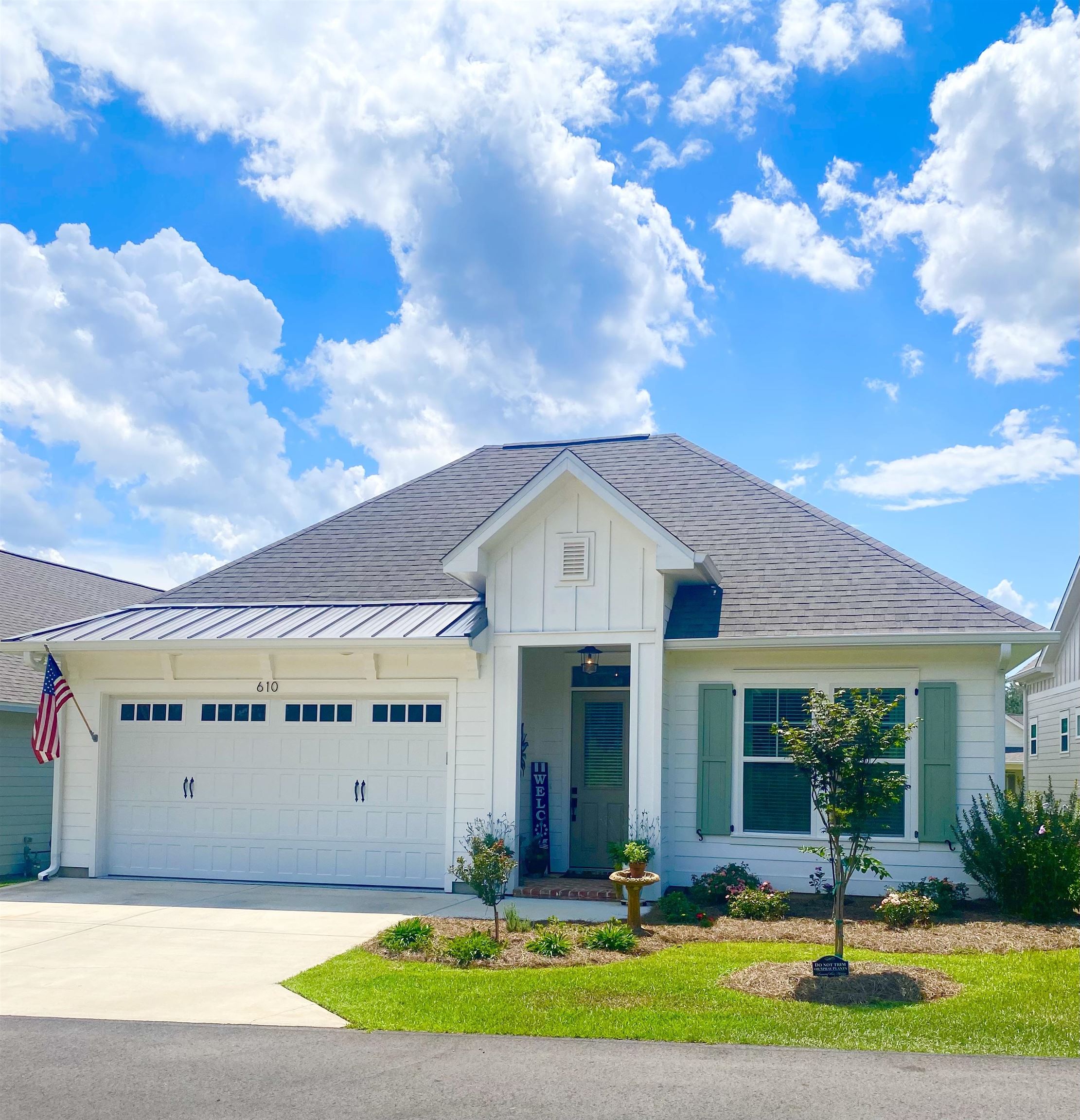 Relax in your retirement in Tallahassee's First 55 & Better, Age Restricted Community. This beautiful home features an open floor plan w/ fireplace, solid surface countertops throughout, large walk-in shower, walk-in closet, tank-less water heater, & so much more. All nestled around hundred year old oak trees. Enjoy all the amenities Camelia Oaks,  offers including pool, fitness center, dog park, private lake dock & covered fishing pavilion, clubhouse, fire pit and grilling area!