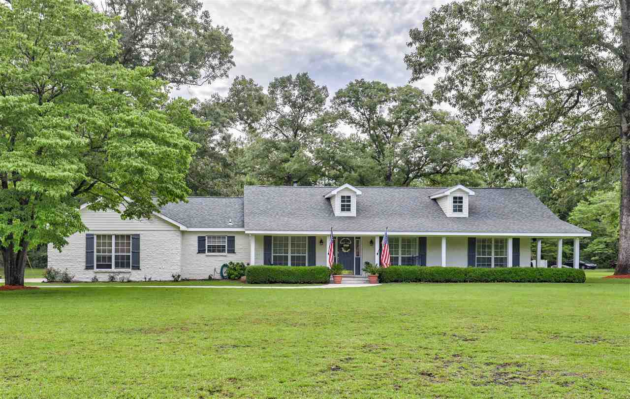 254 Ridgewood Drive, CRAWFORDVILLE, FL 32327