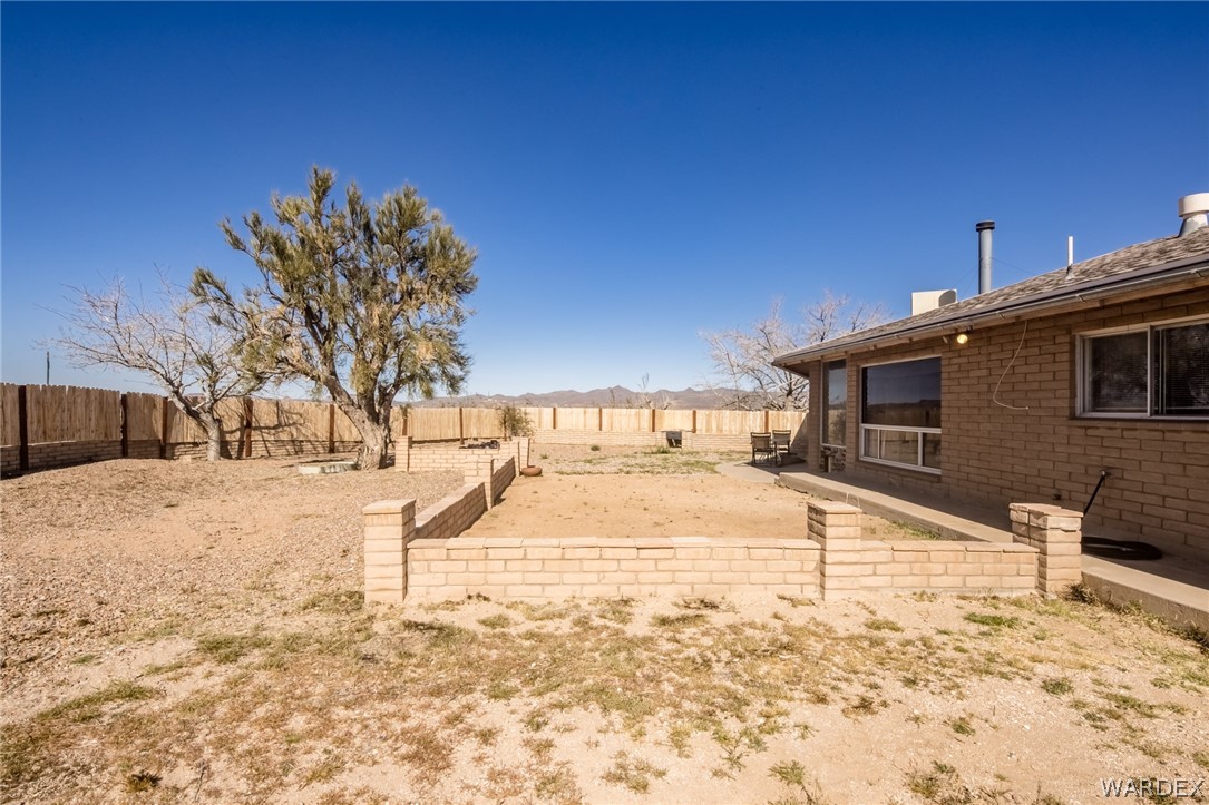 Listing photo id 59 for 3130 Hualapai Mountain Road