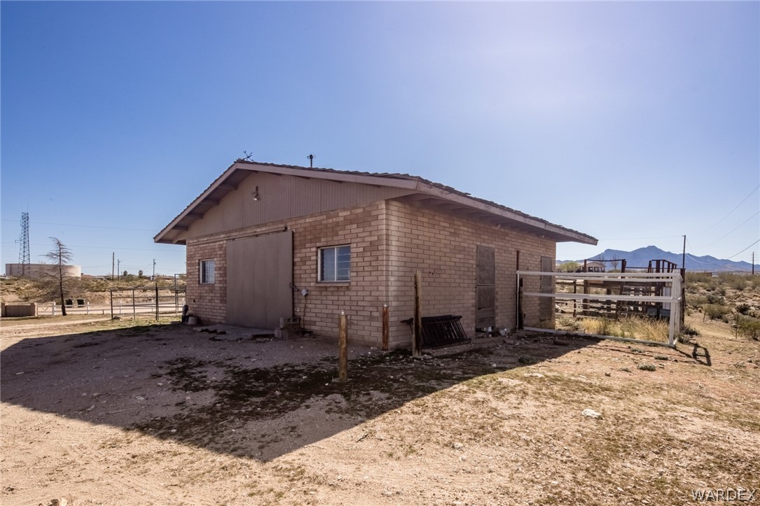 Listing photo id 65 for 3130 Hualapai Mountain Road