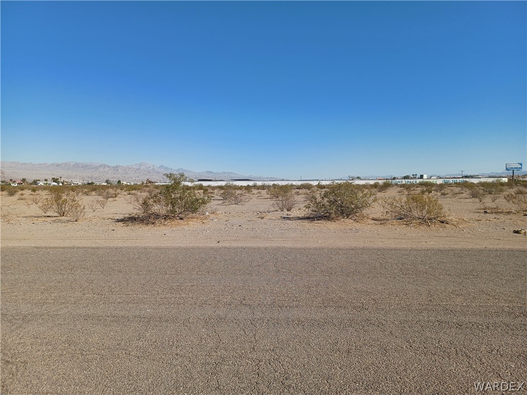 Listing photo id 11 for 4219 Highway 95