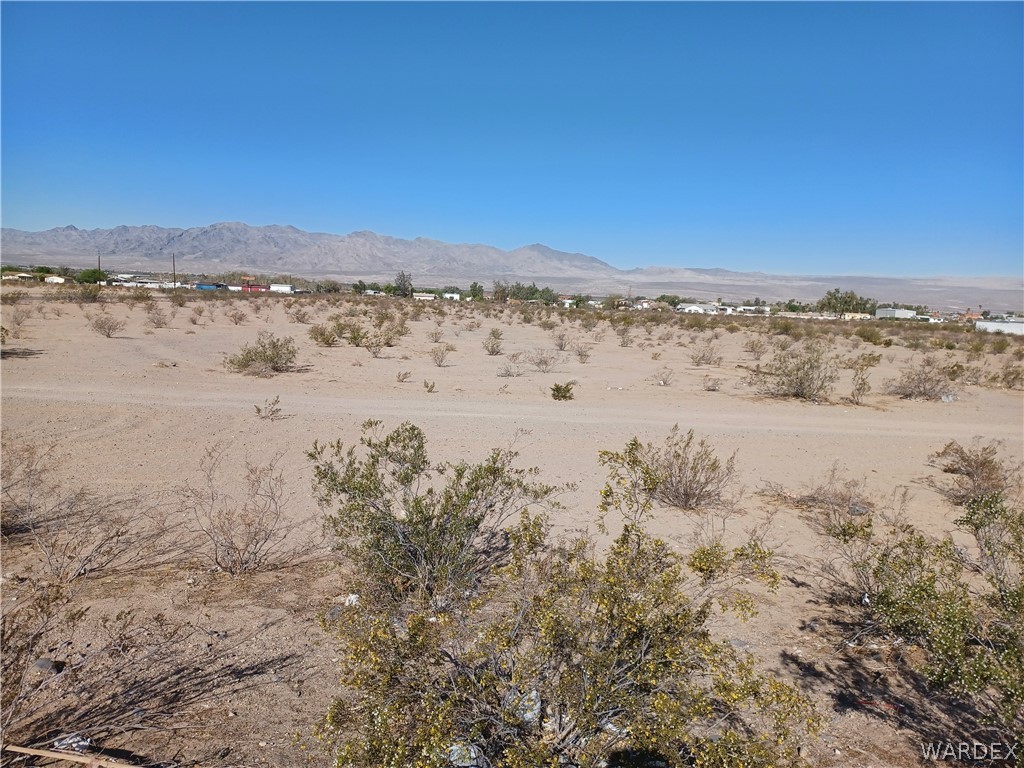 Listing photo id 13 for 4219 Highway 95