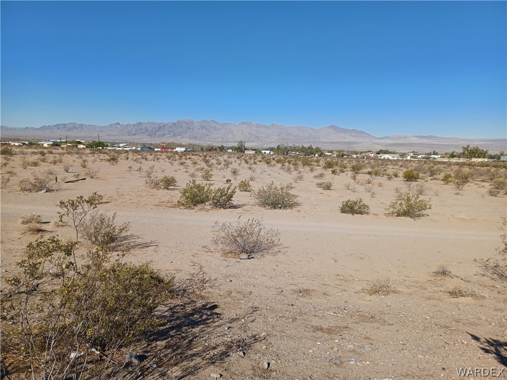 Listing photo id 15 for 4219 Highway 95