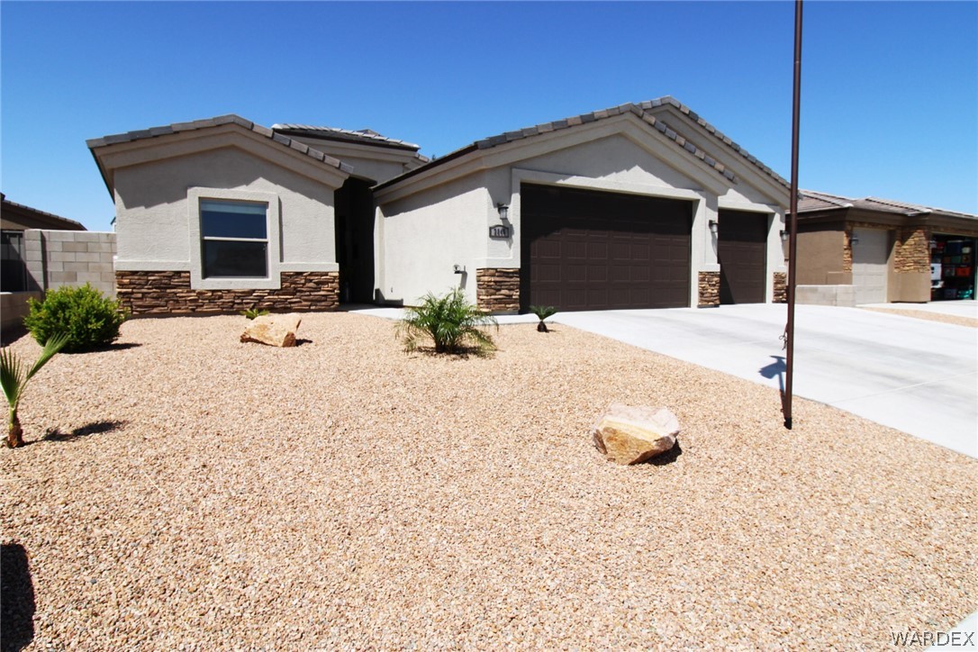 Listing photo id 2 for 2645 Peppergrass Lane