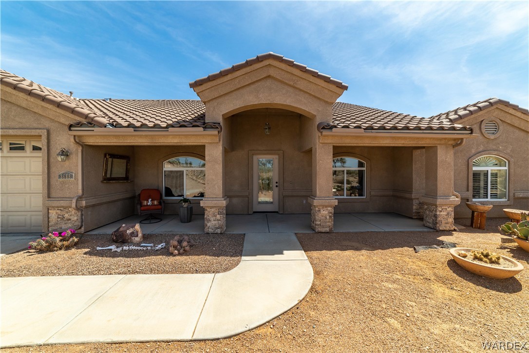 Listing photo id 2 for 3688 Lawman Drive