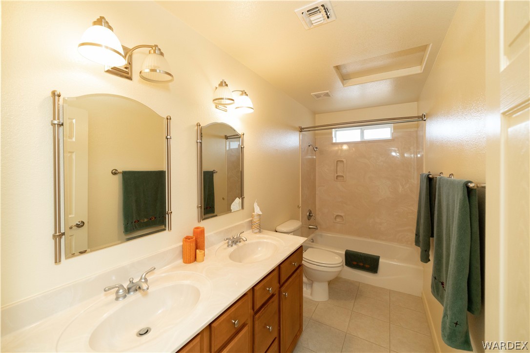 Listing photo id 24 for 3688 Lawman Drive