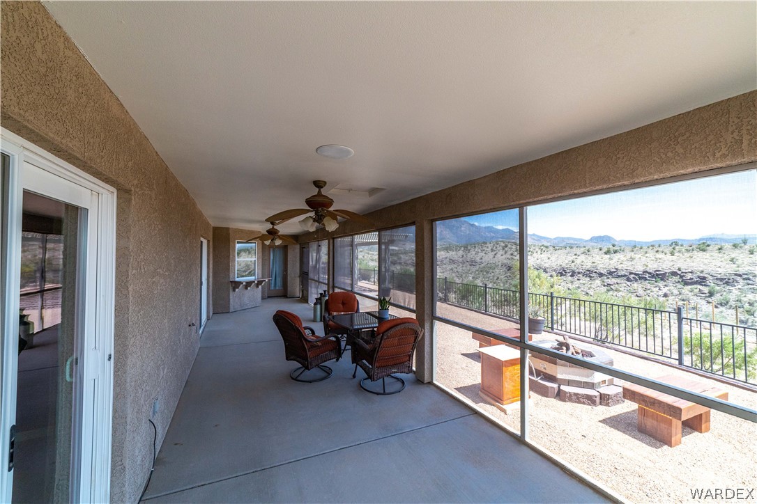 Listing photo id 38 for 3688 Lawman Drive