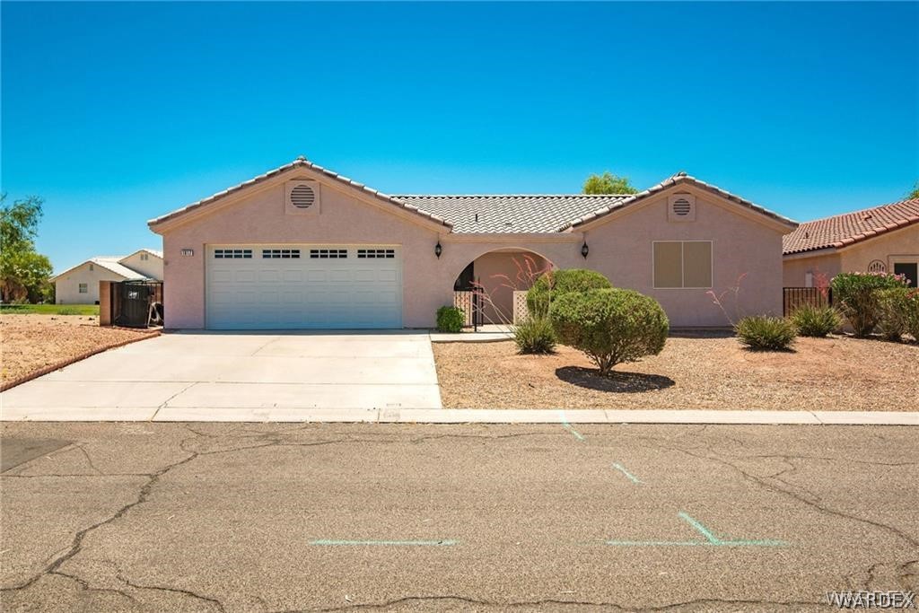 1812 E Wishing Well Way, Fort Mohave, AZ 86426