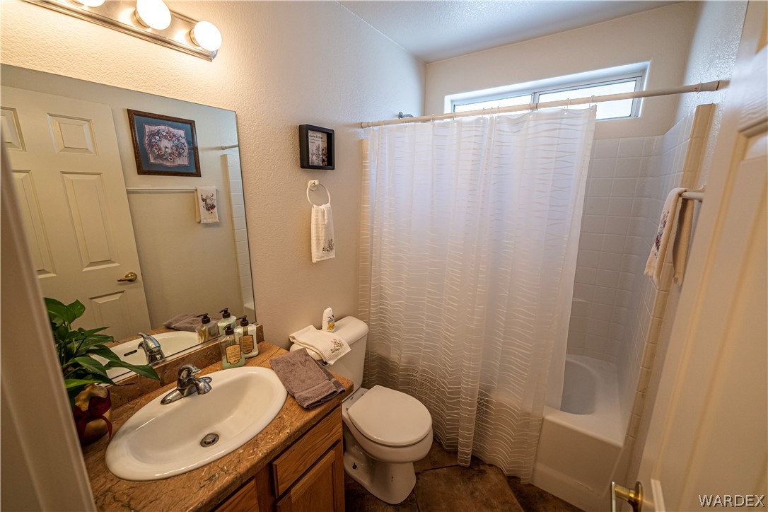 Listing photo id 22 for 4258 Medicine Bend Road