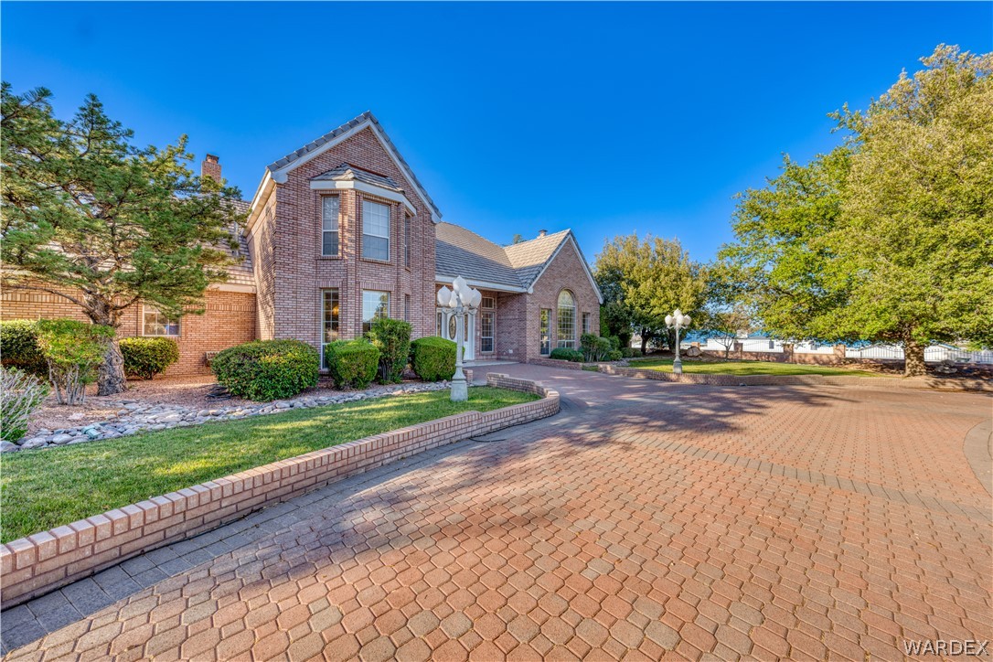Listing photo id 80 for 641 Shadow Mountain Drive