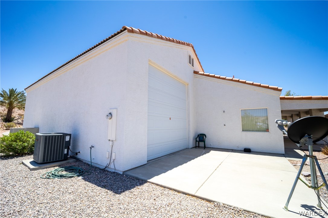 Listing photo id 50 for 879 Puerta Court