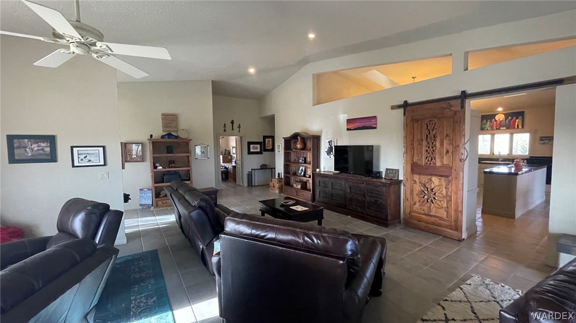 Listing photo id 6 for 4312 Cactus Wren Drive