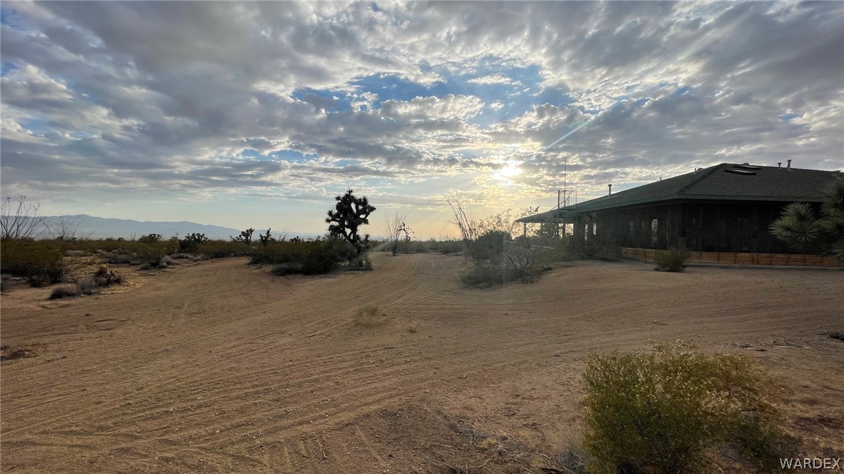 Listing photo id 70 for 4312 Cactus Wren Drive