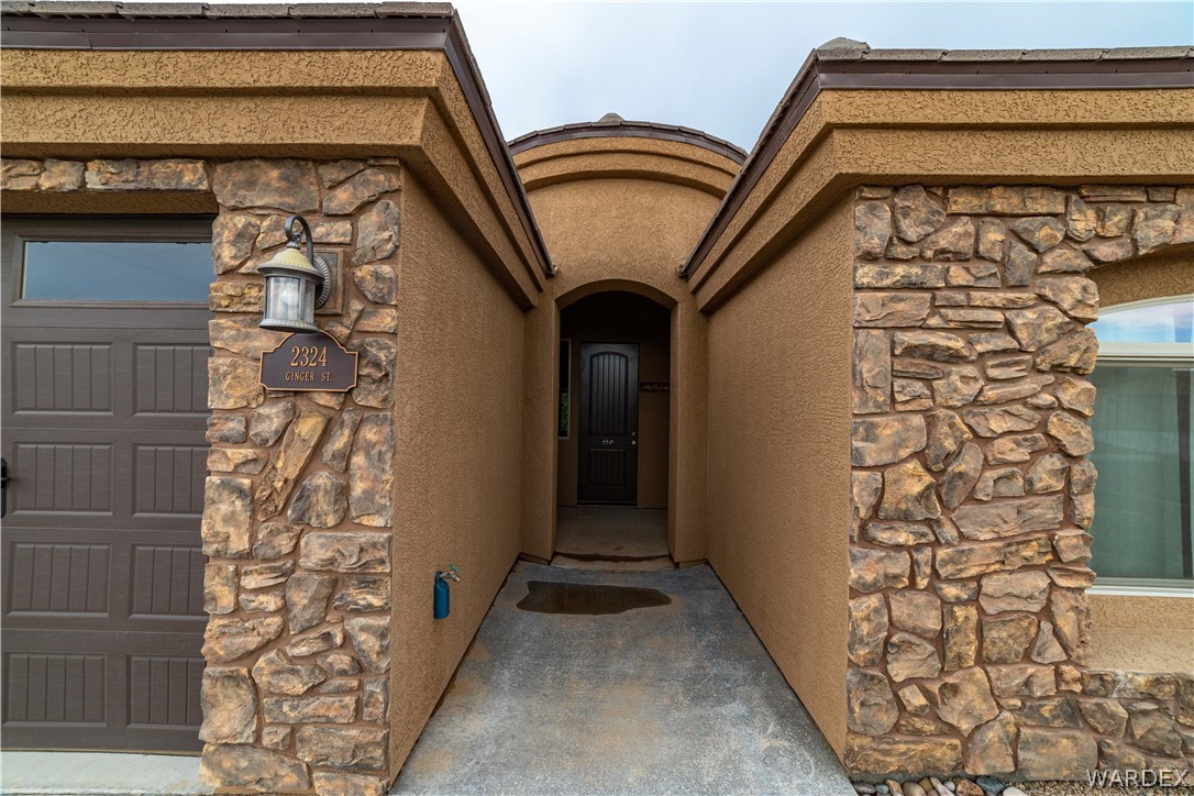 Listing photo id 61 for 2324 Ginger Street