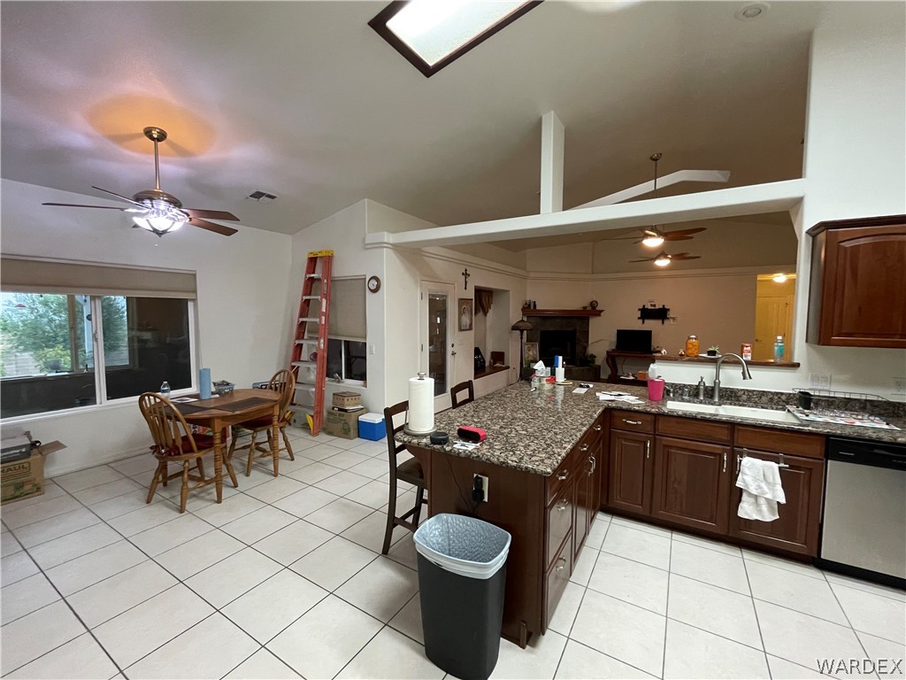 Listing photo id 29 for 4351 Pinto Road