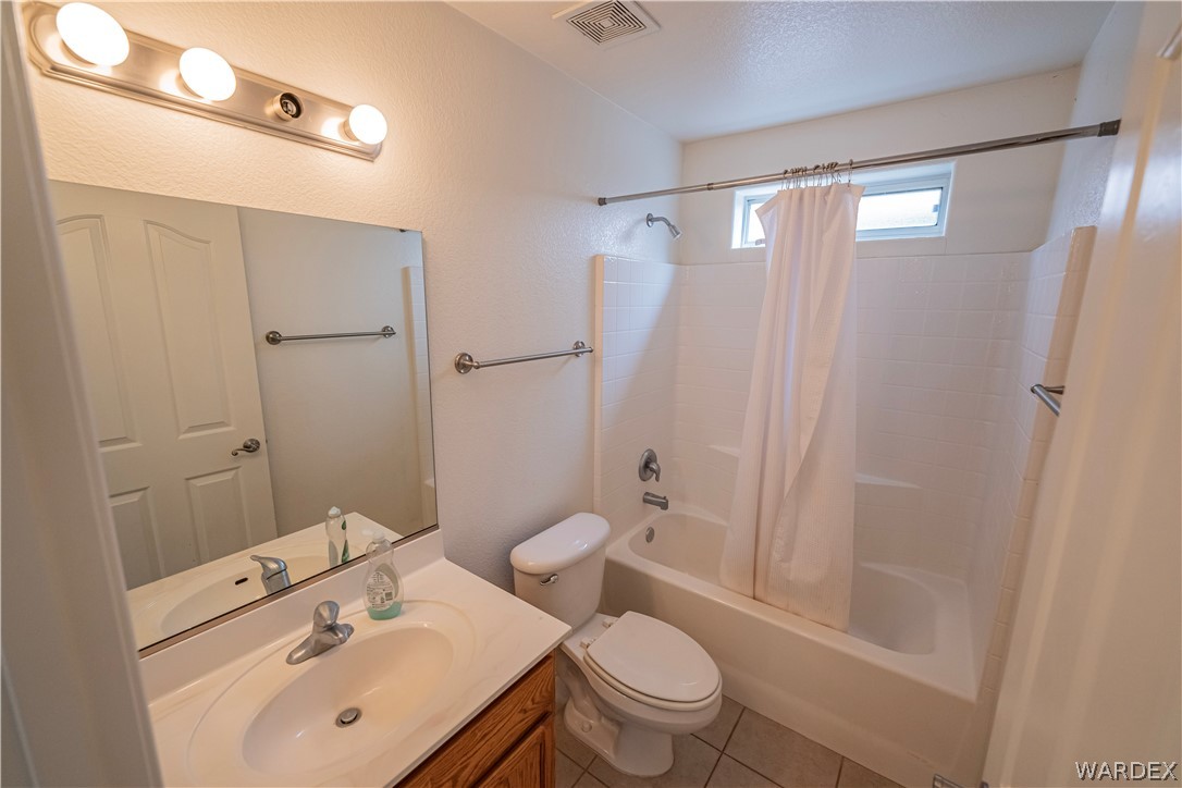 Listing photo id 31 for 3394 Roma Road